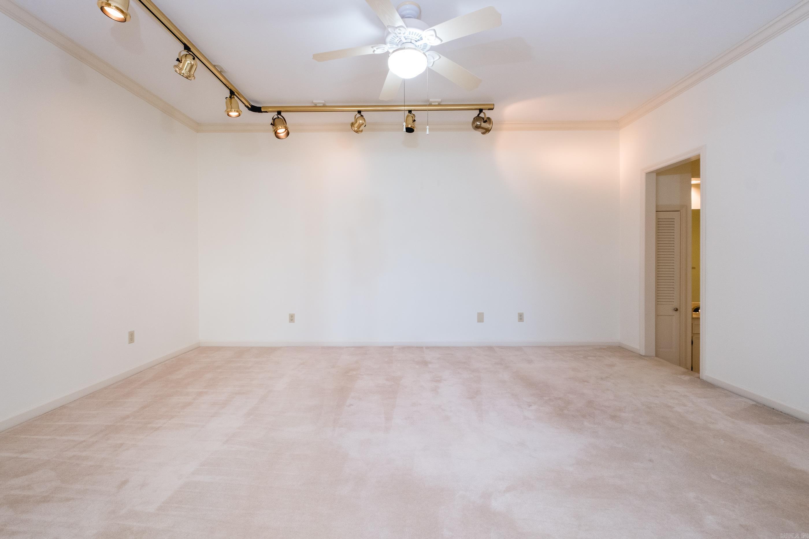 24 Windsor Court  Little Rock, AR