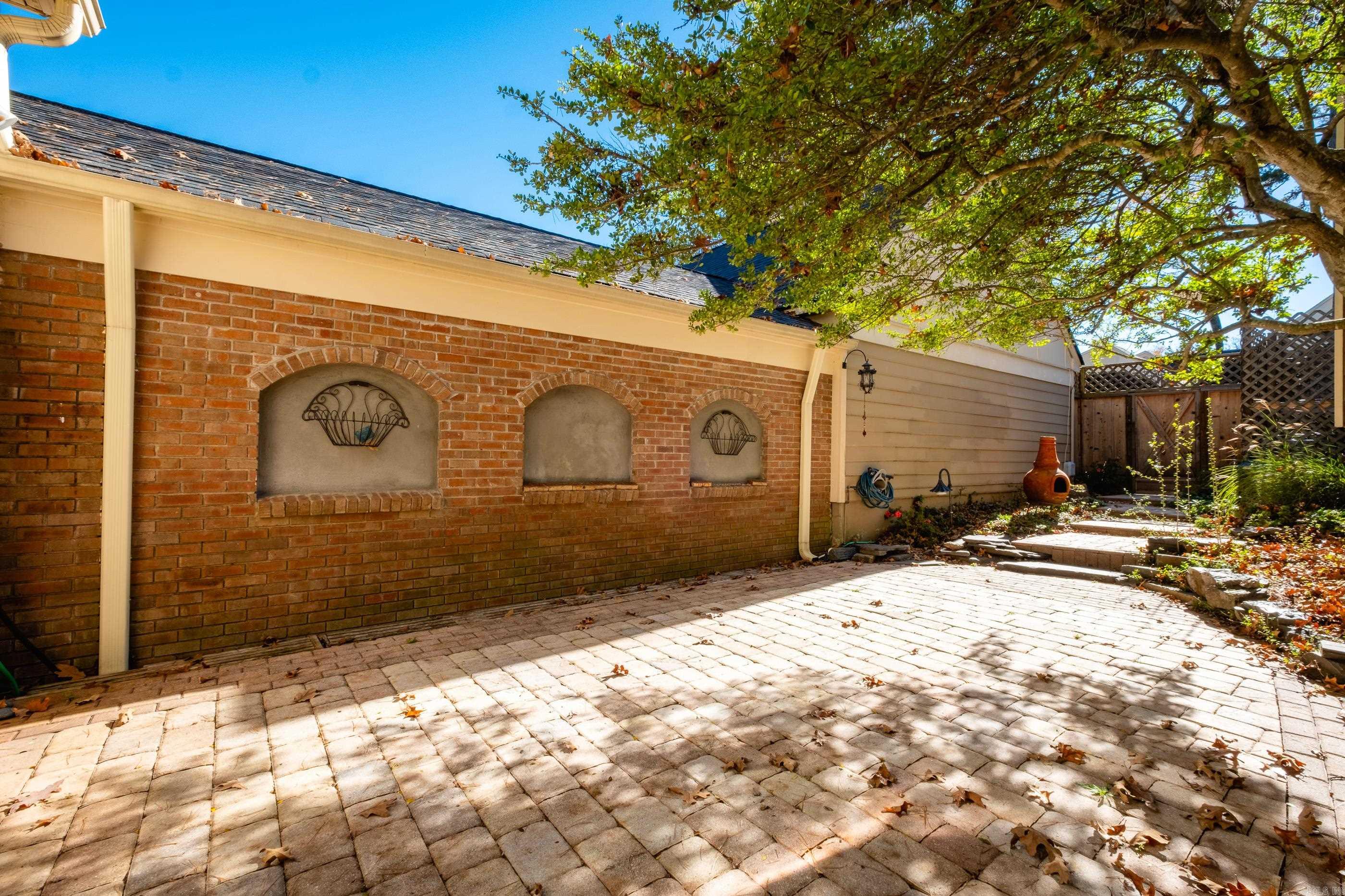 24 Windsor Court  Little Rock, AR