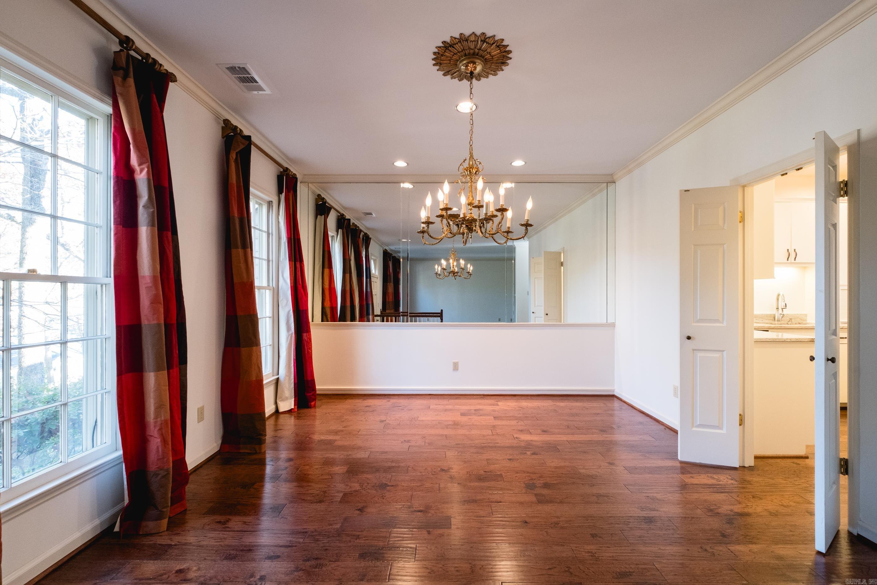 24 Windsor Court  Little Rock, AR