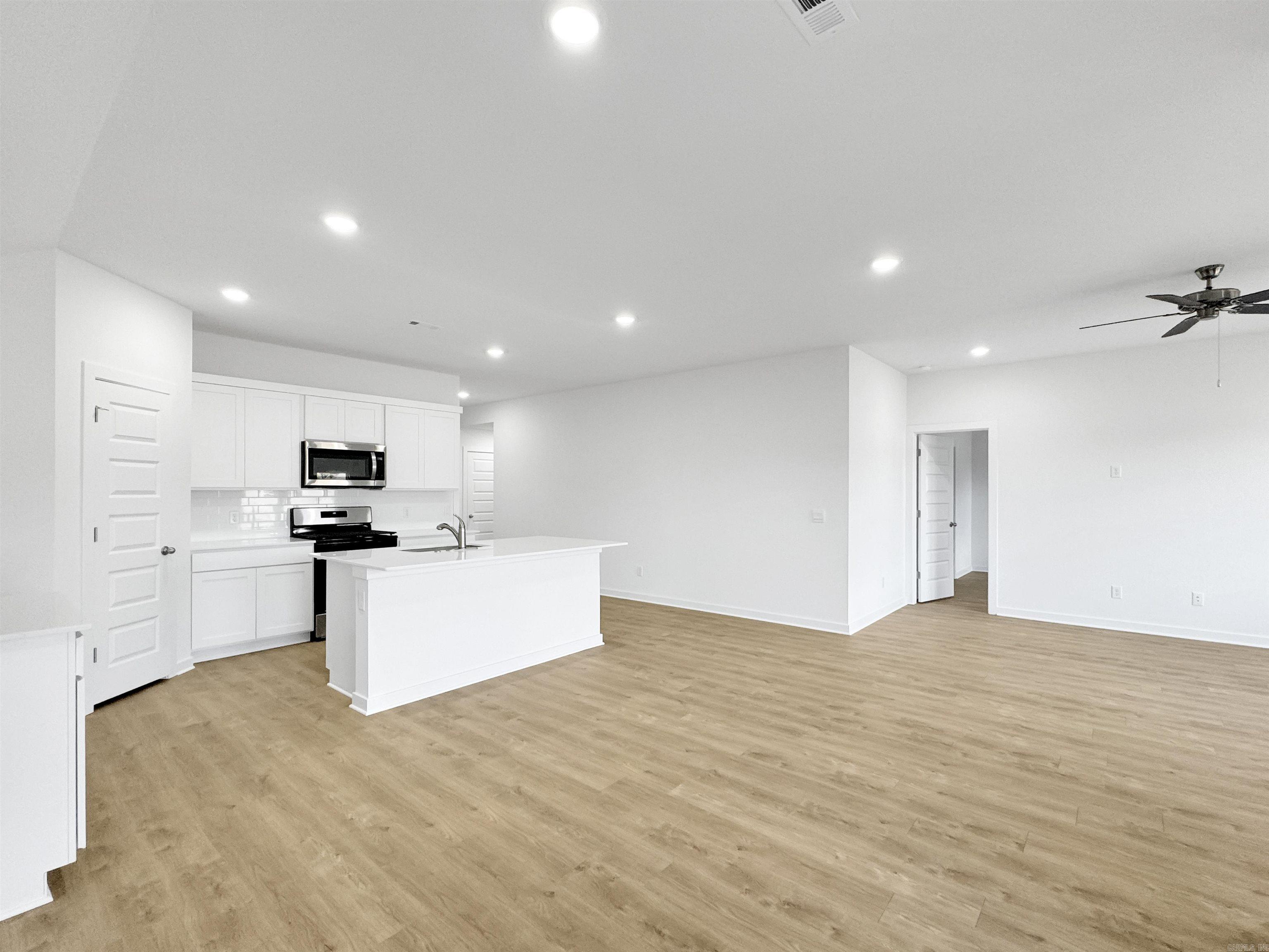 18 Plantation Drive Mayflower, AR 72106