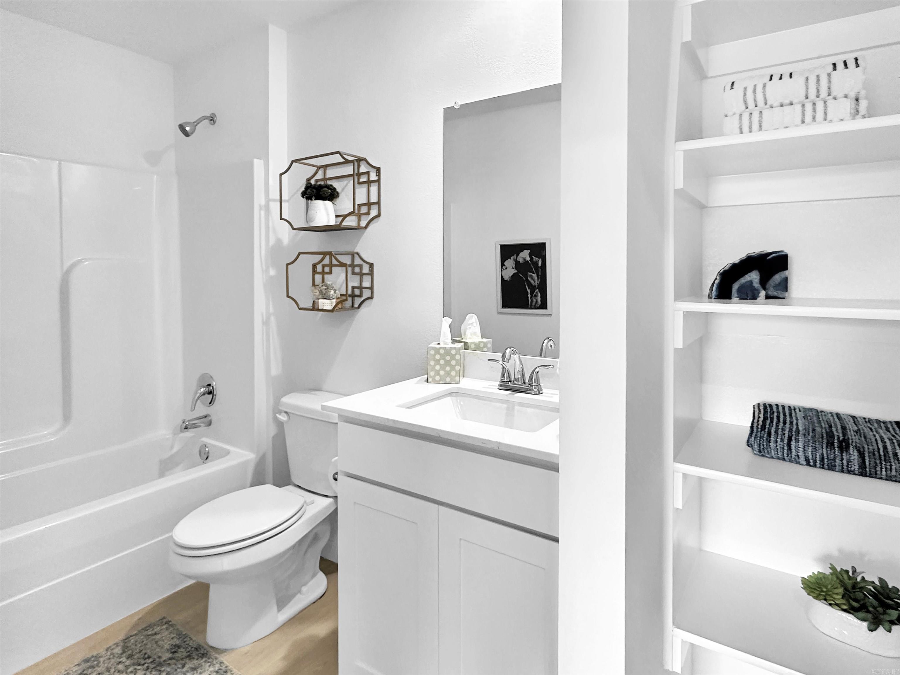 22 Plantation  Mayflower, AR