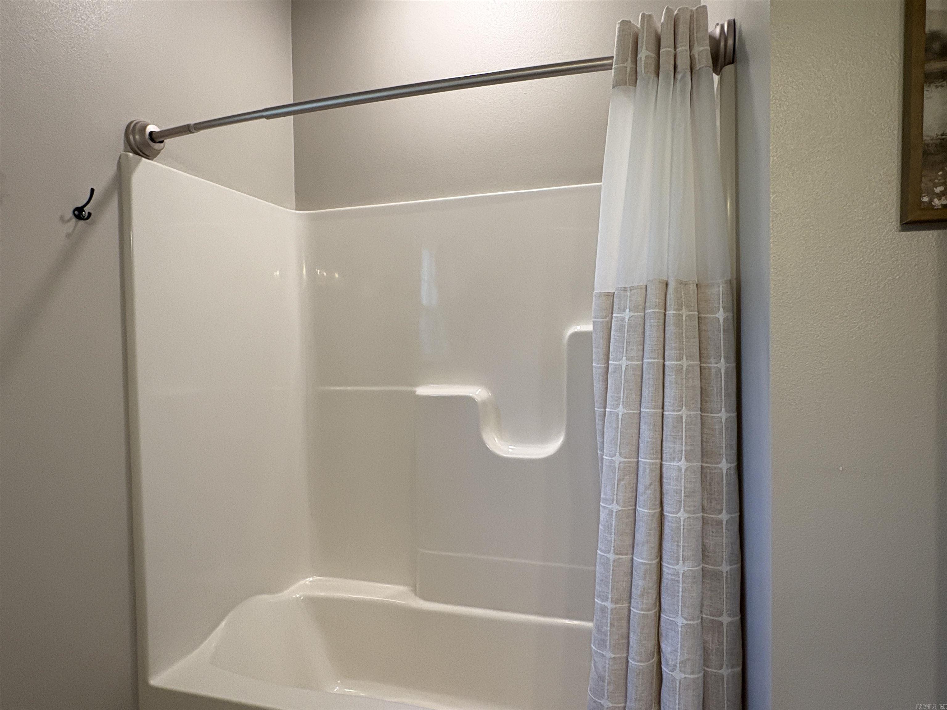 37 Forest  Greenbrier, AR