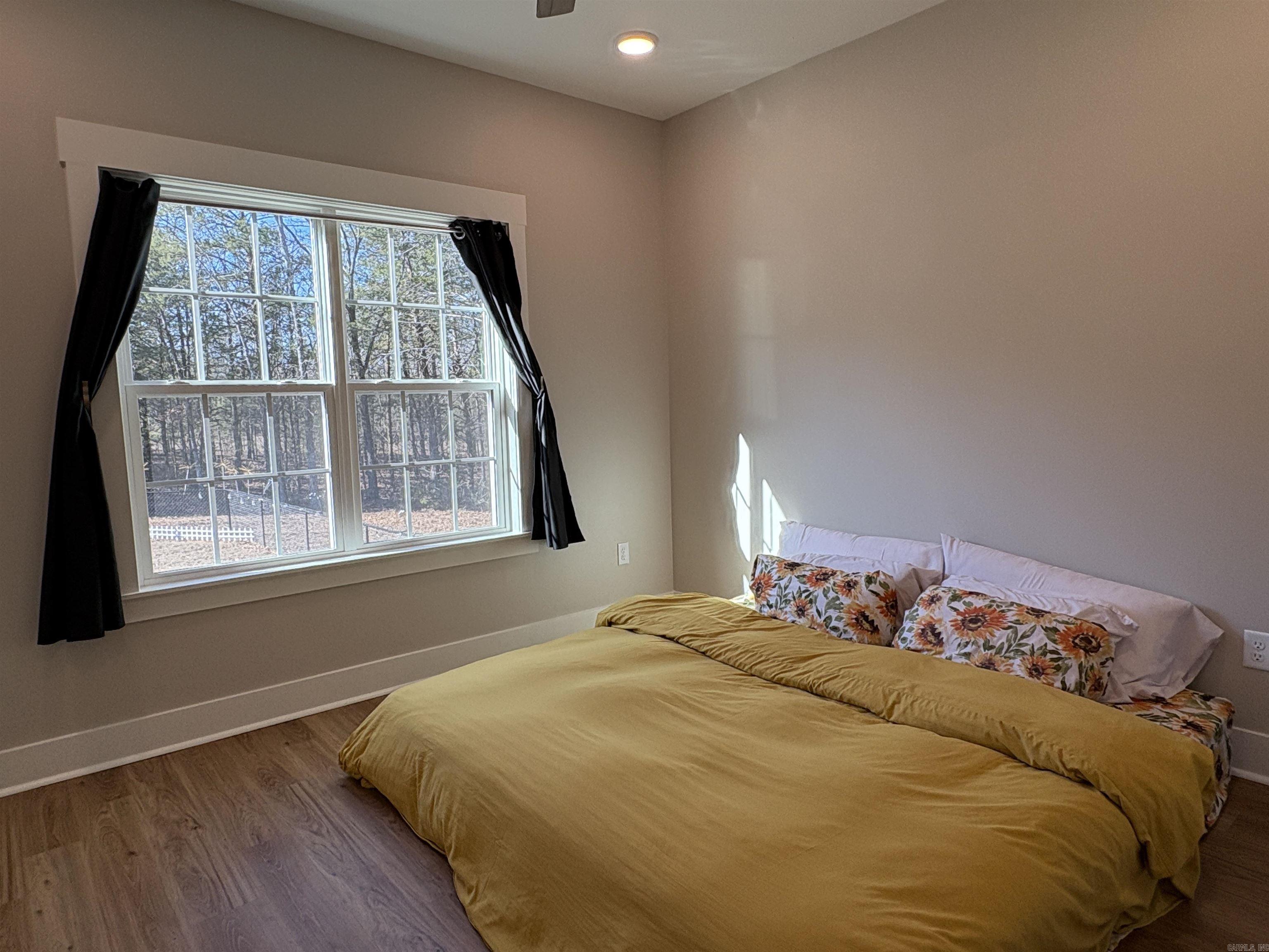 37 Forest  Greenbrier, AR