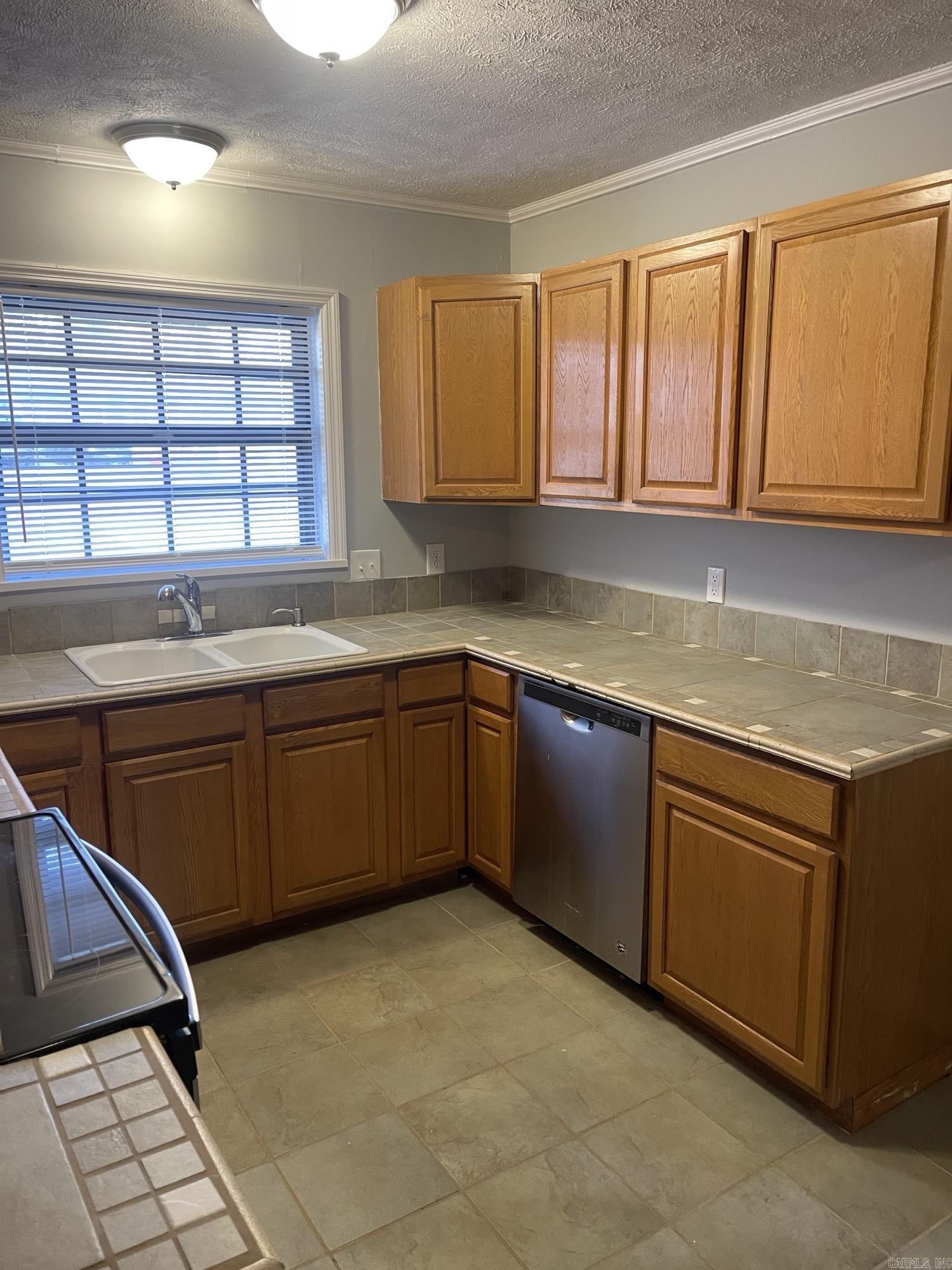 105 Wells Fargo Trl  Jacksonville, AR