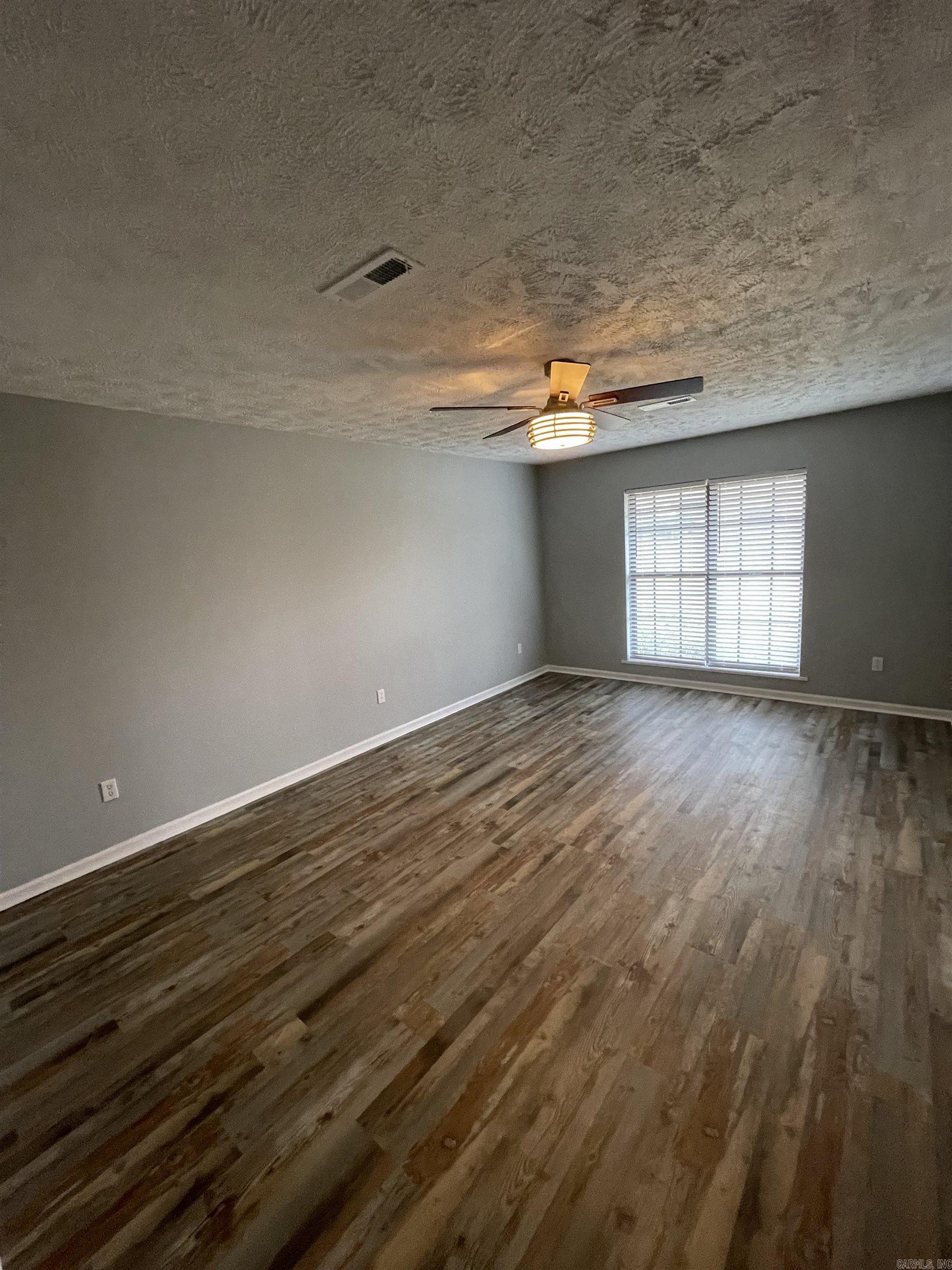 105 Wells Fargo Trl  Jacksonville, AR