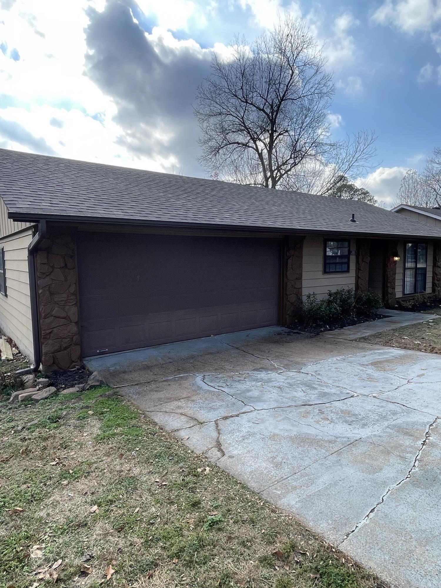 105 Wells Fargo Trl  Jacksonville, AR