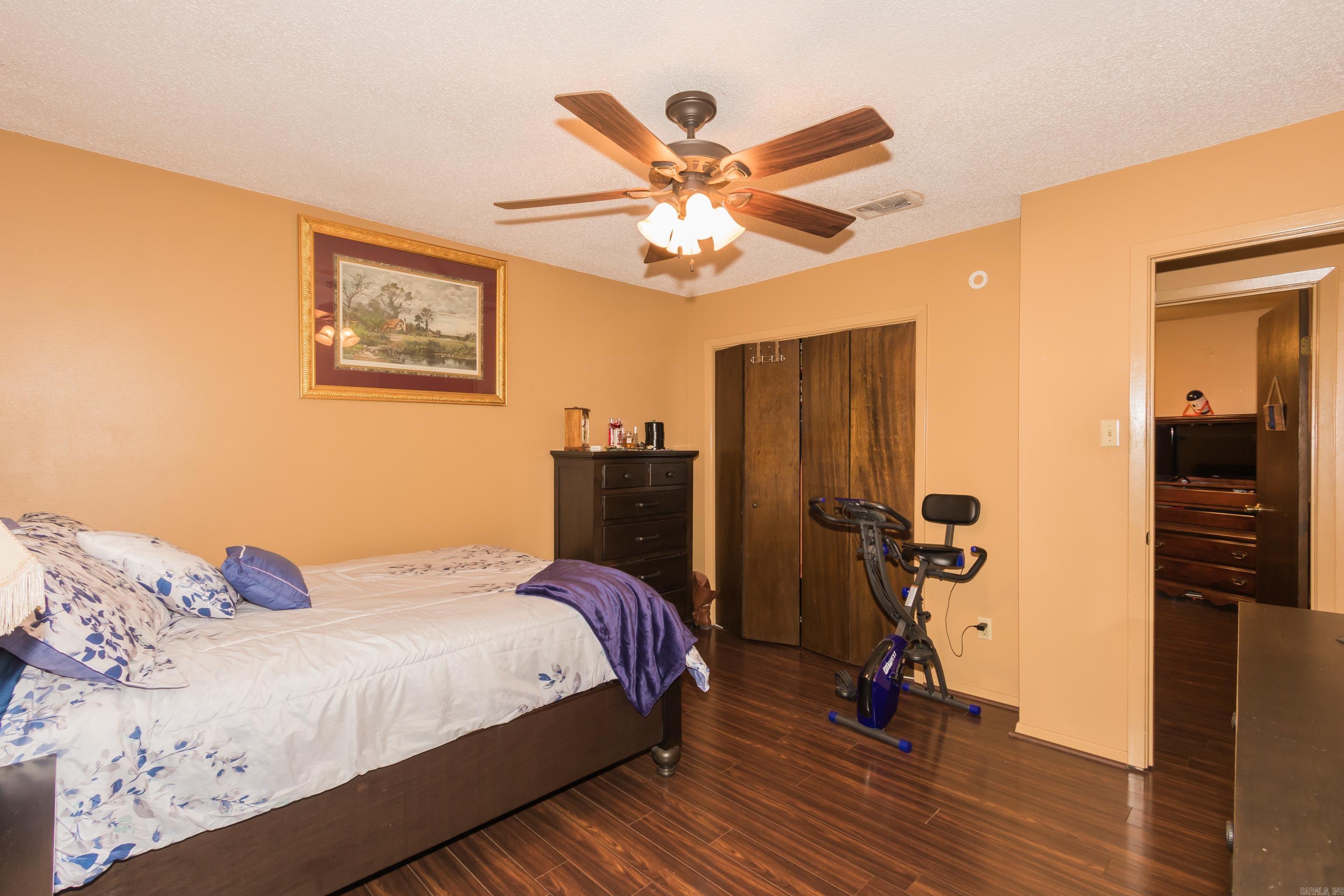 13 Sandlefoot Cv  North Little Rock, AR