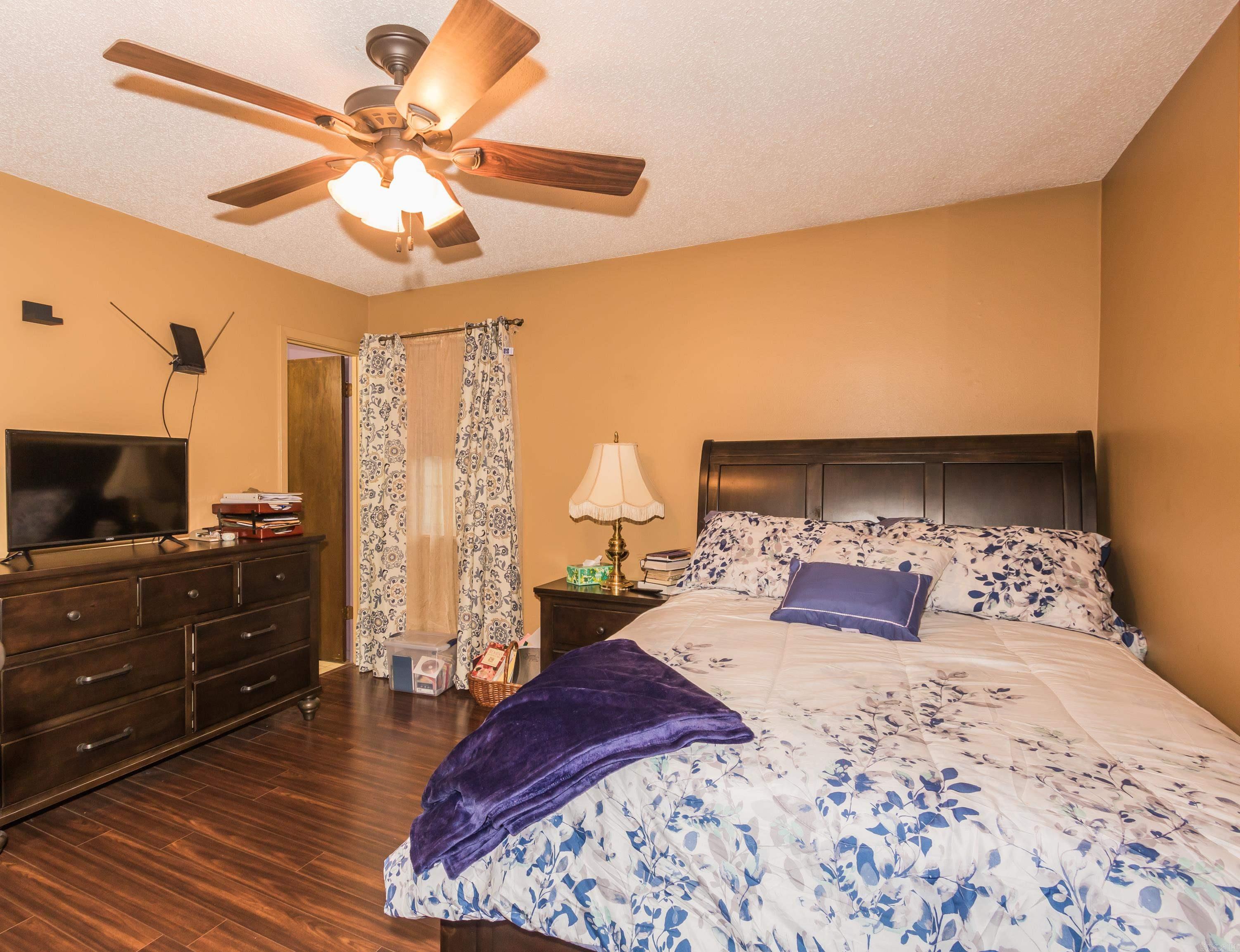 13 Sandlefoot Cv  North Little Rock, AR