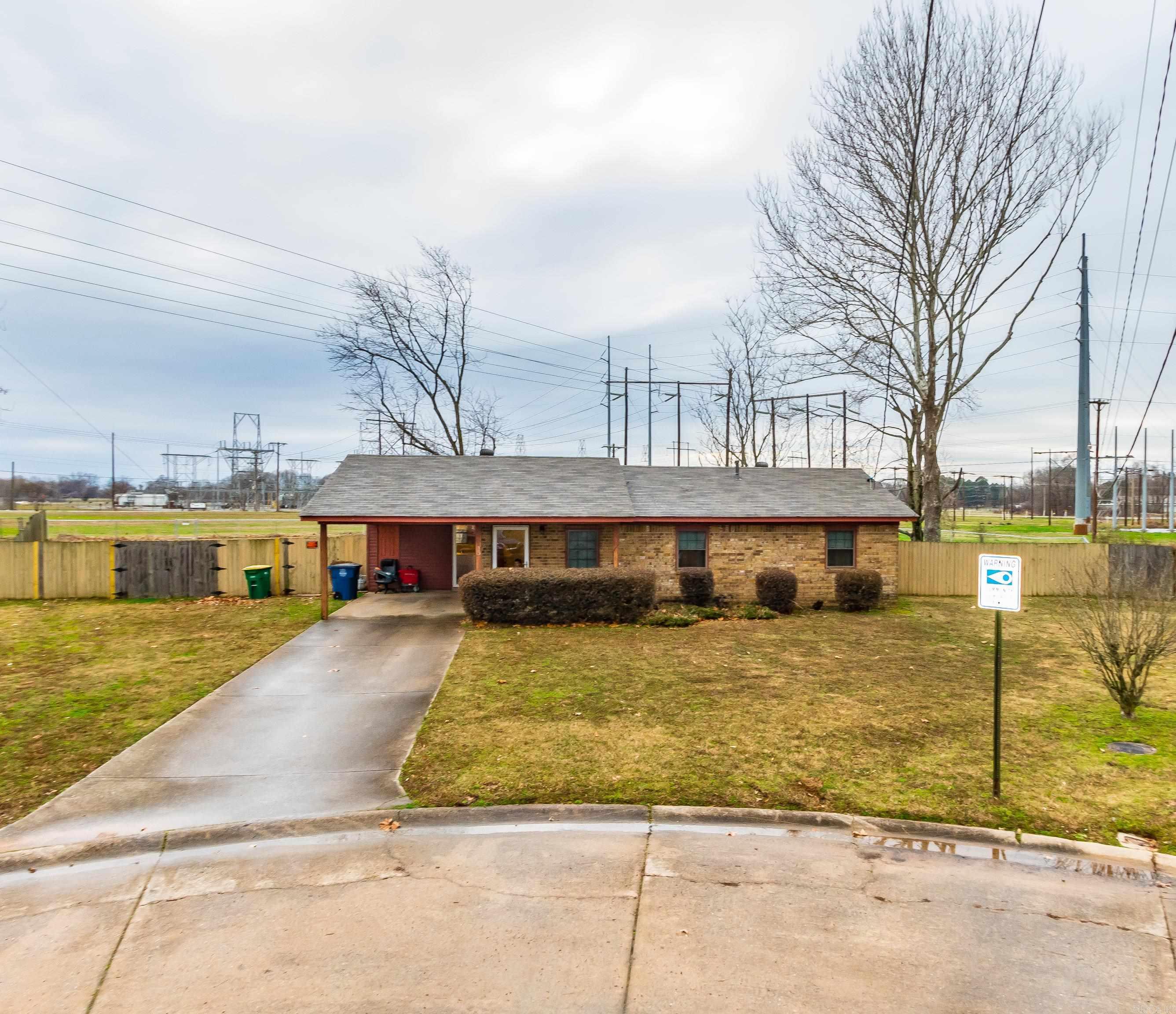 13 Sandlefoot Cv  North Little Rock, AR