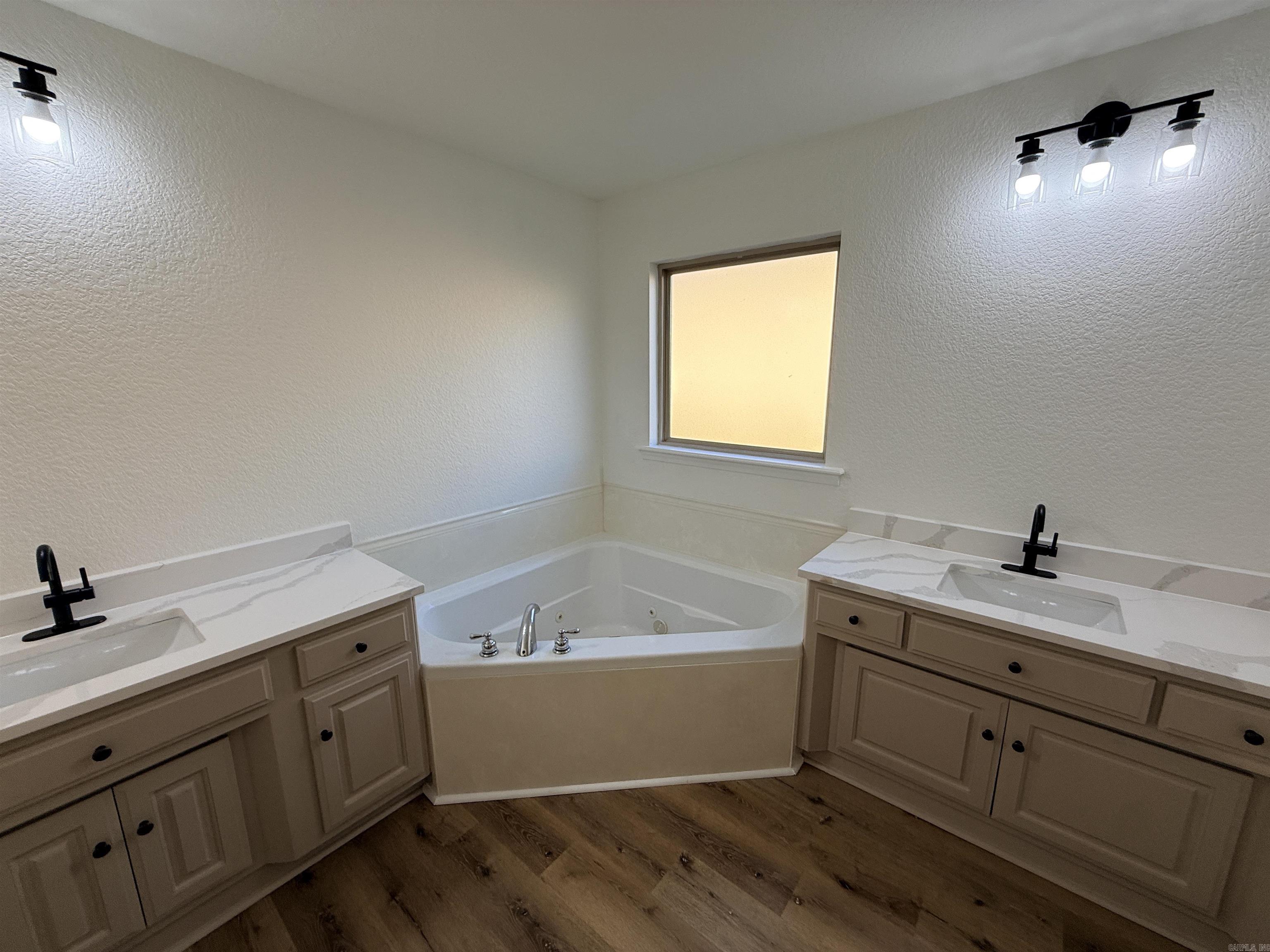 582 Crepe Myrtle Loop  Cabot, AR