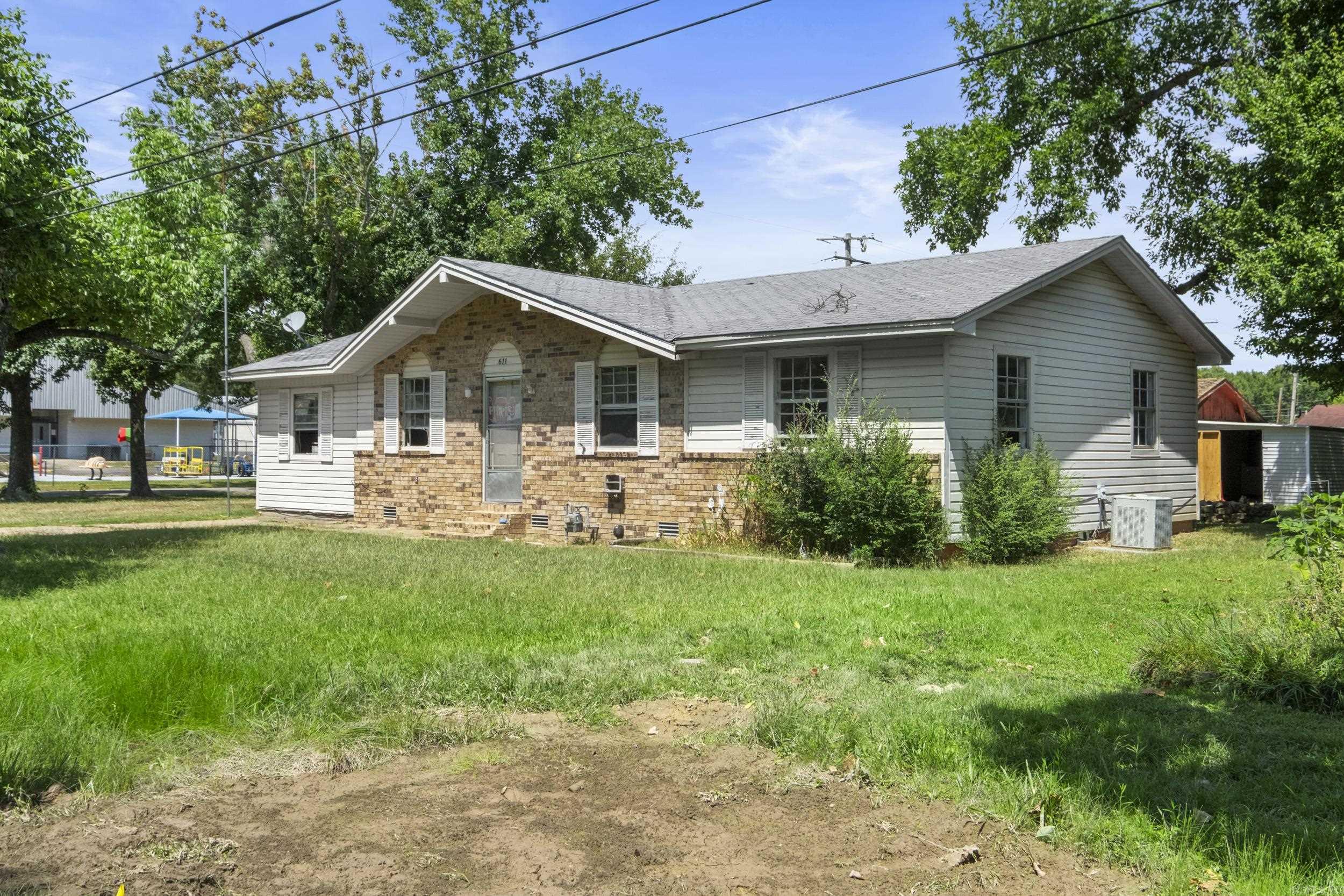 611 W Barnett  Kensett, AR