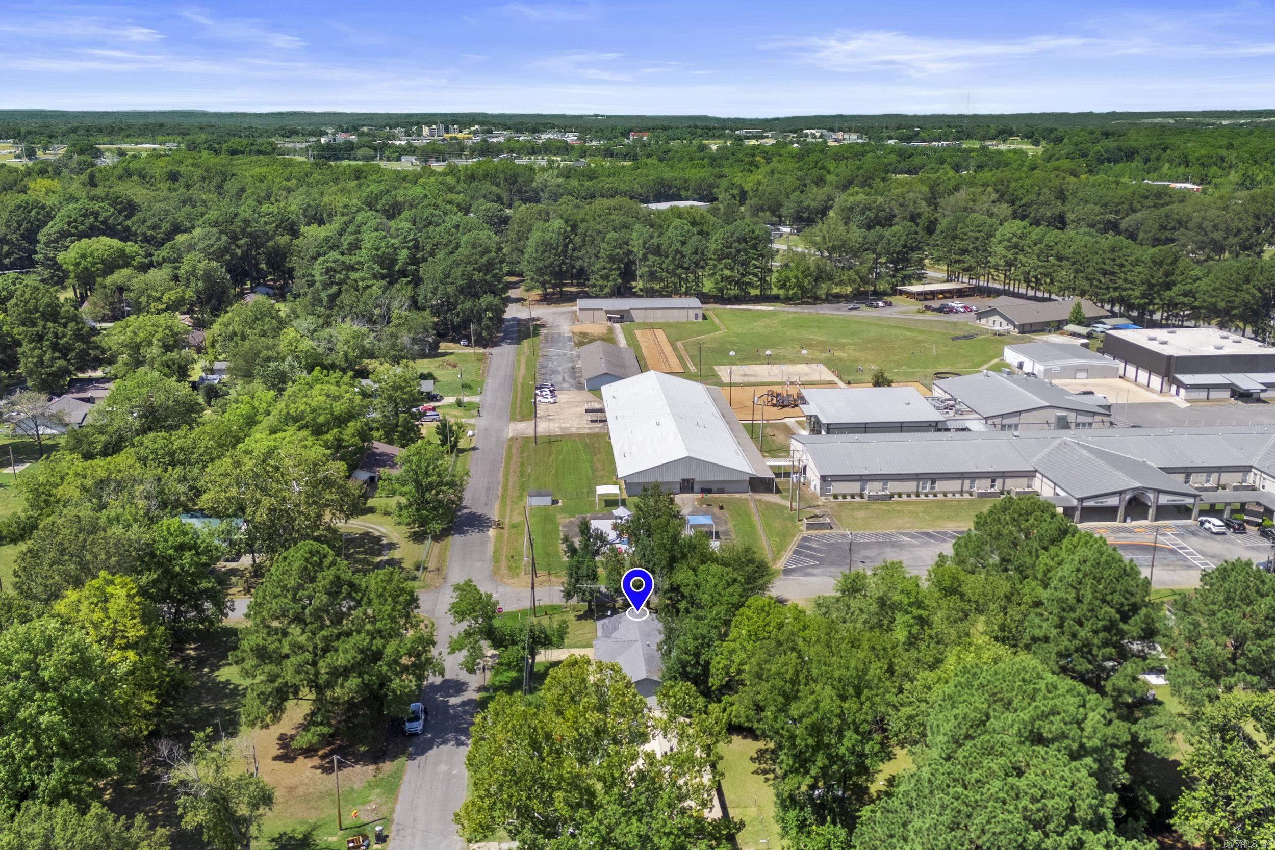 611 W Barnett  Kensett, AR