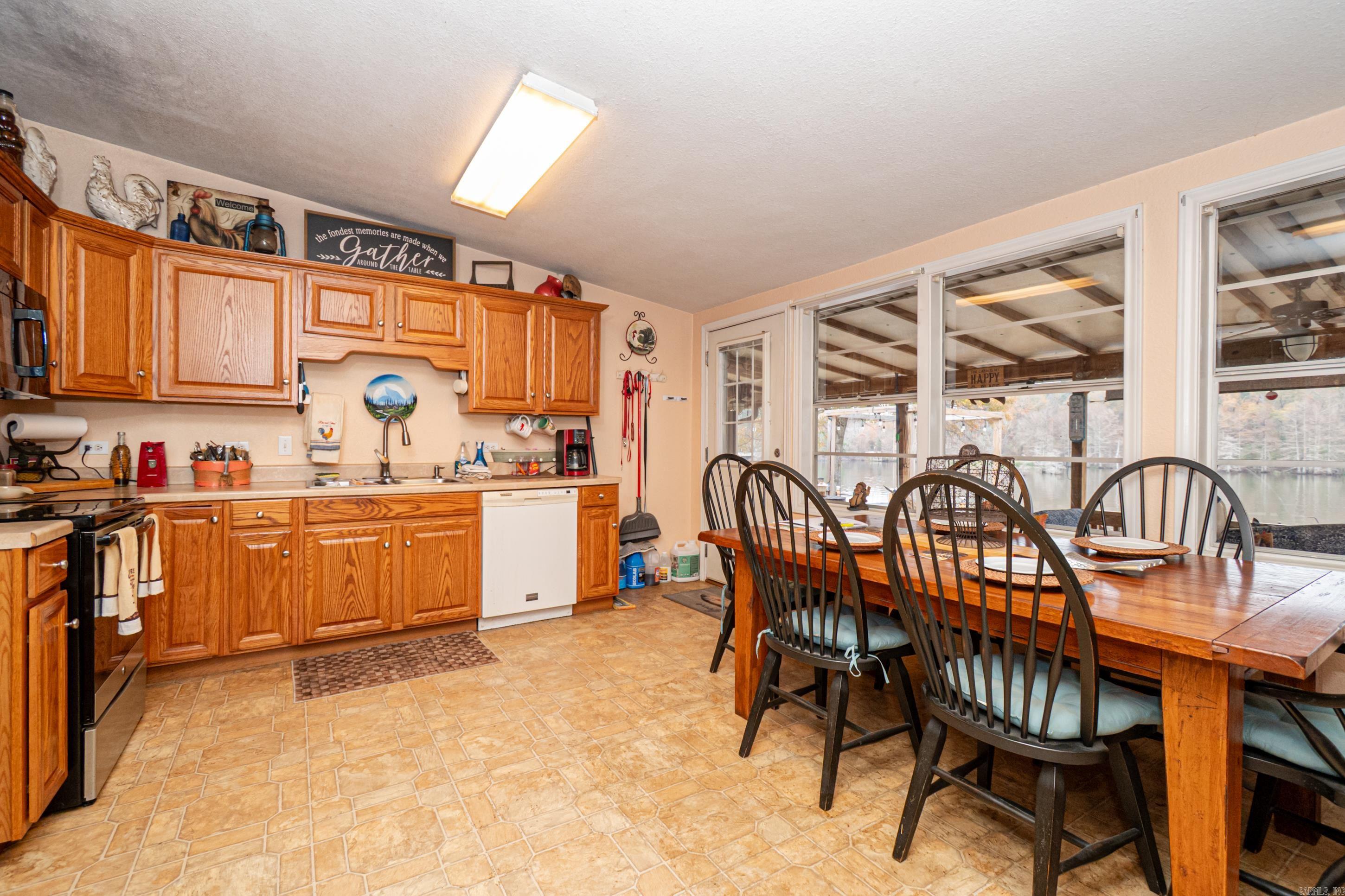 19 Lafayette 6801  Taylor, AR