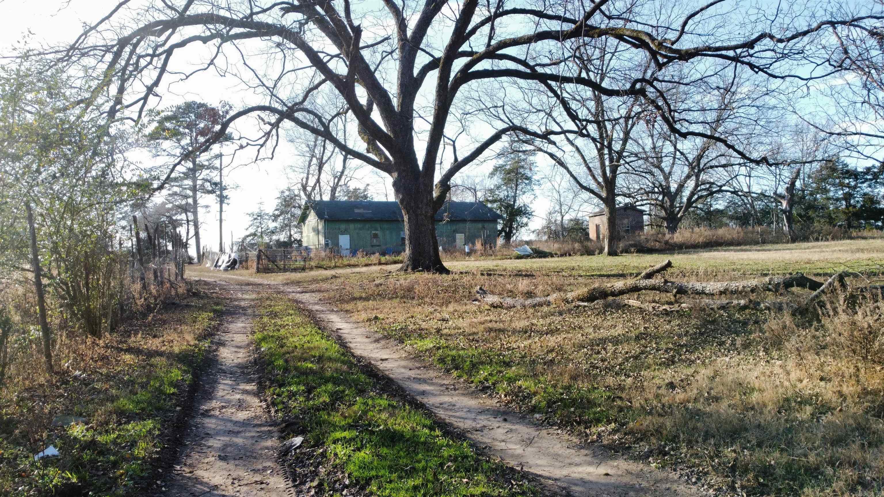 1681 County Road 3800  Lamar, AR