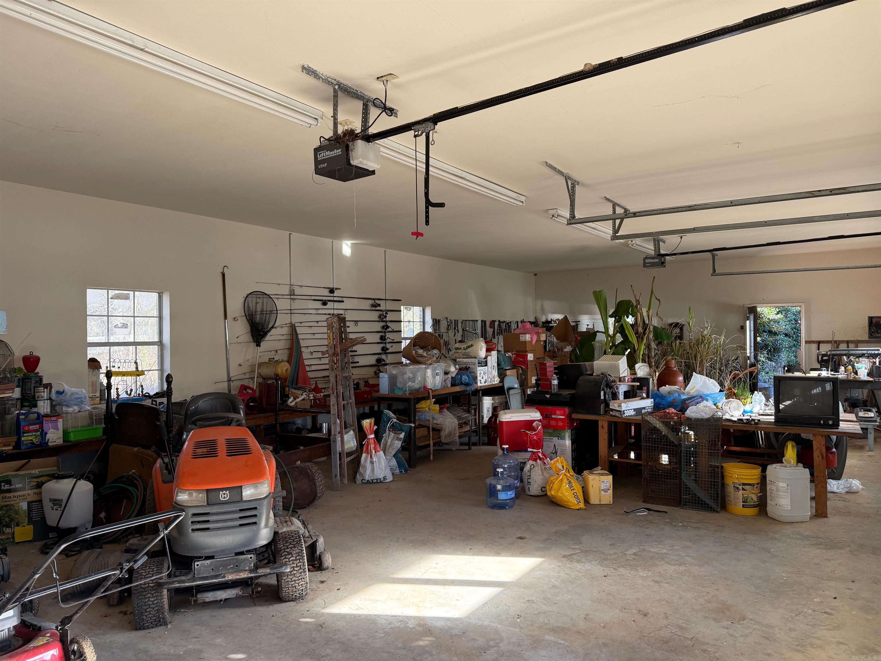 1681 County Road 3800 Road Lamar, AR 72846