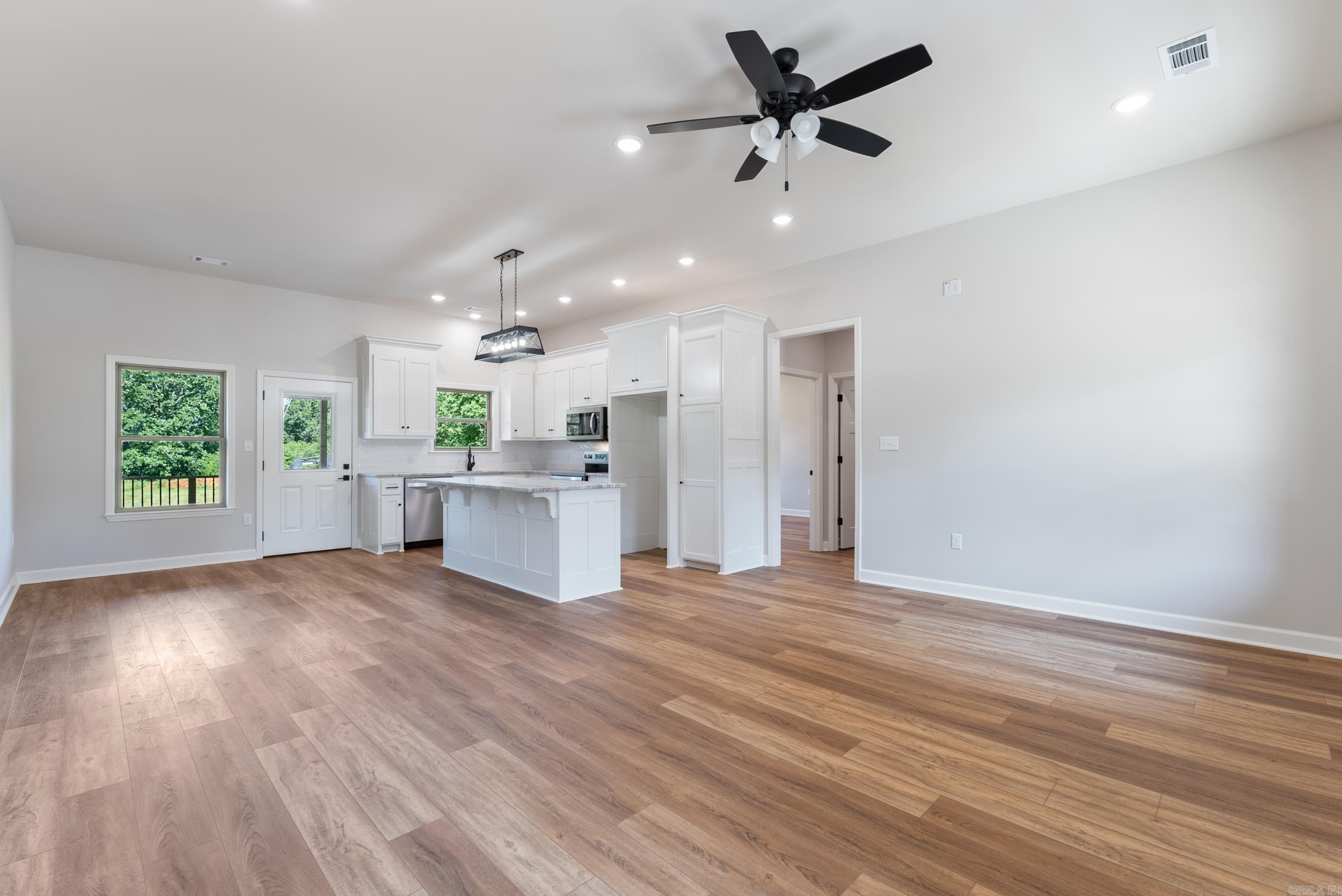 21 Mountain Grove Road  Greenbrier, AR