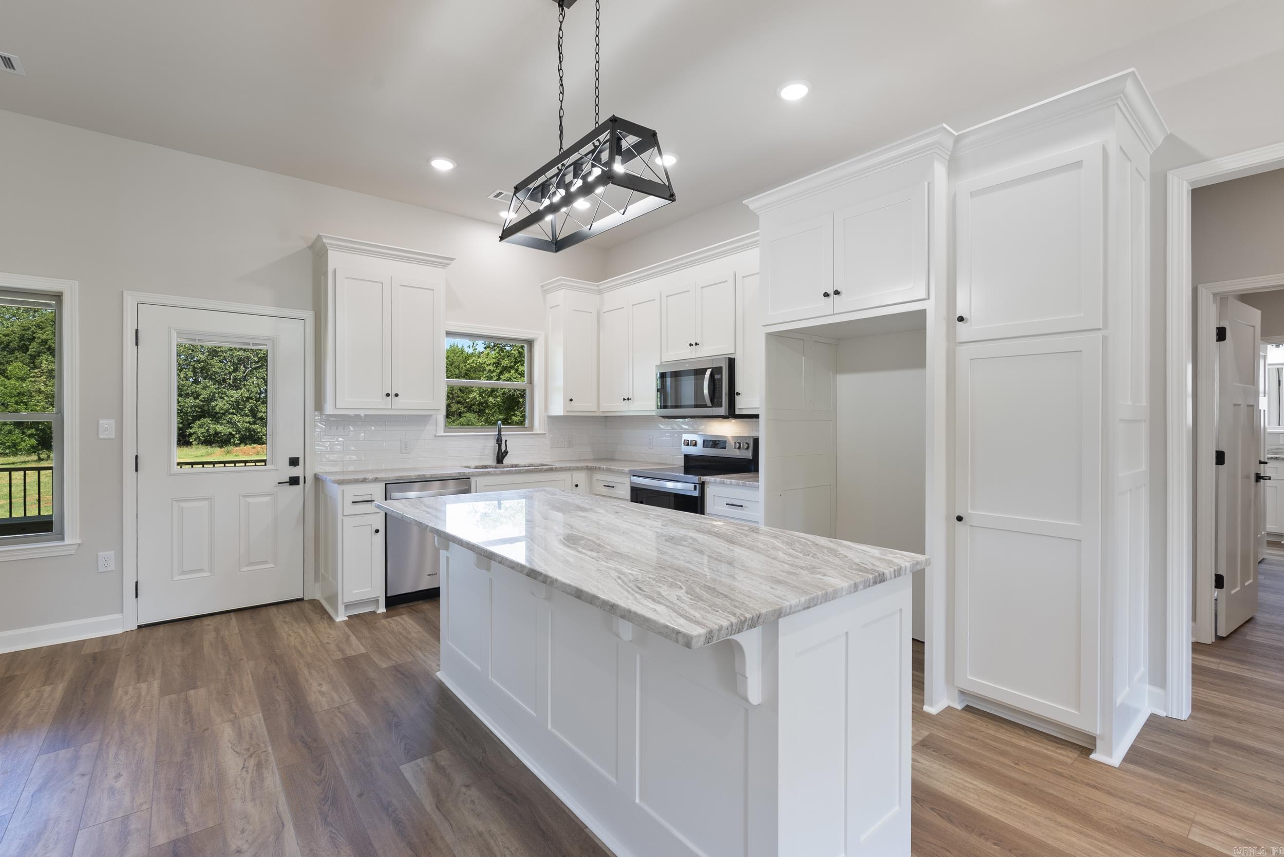 21 Mountain Grove Road  Greenbrier, AR