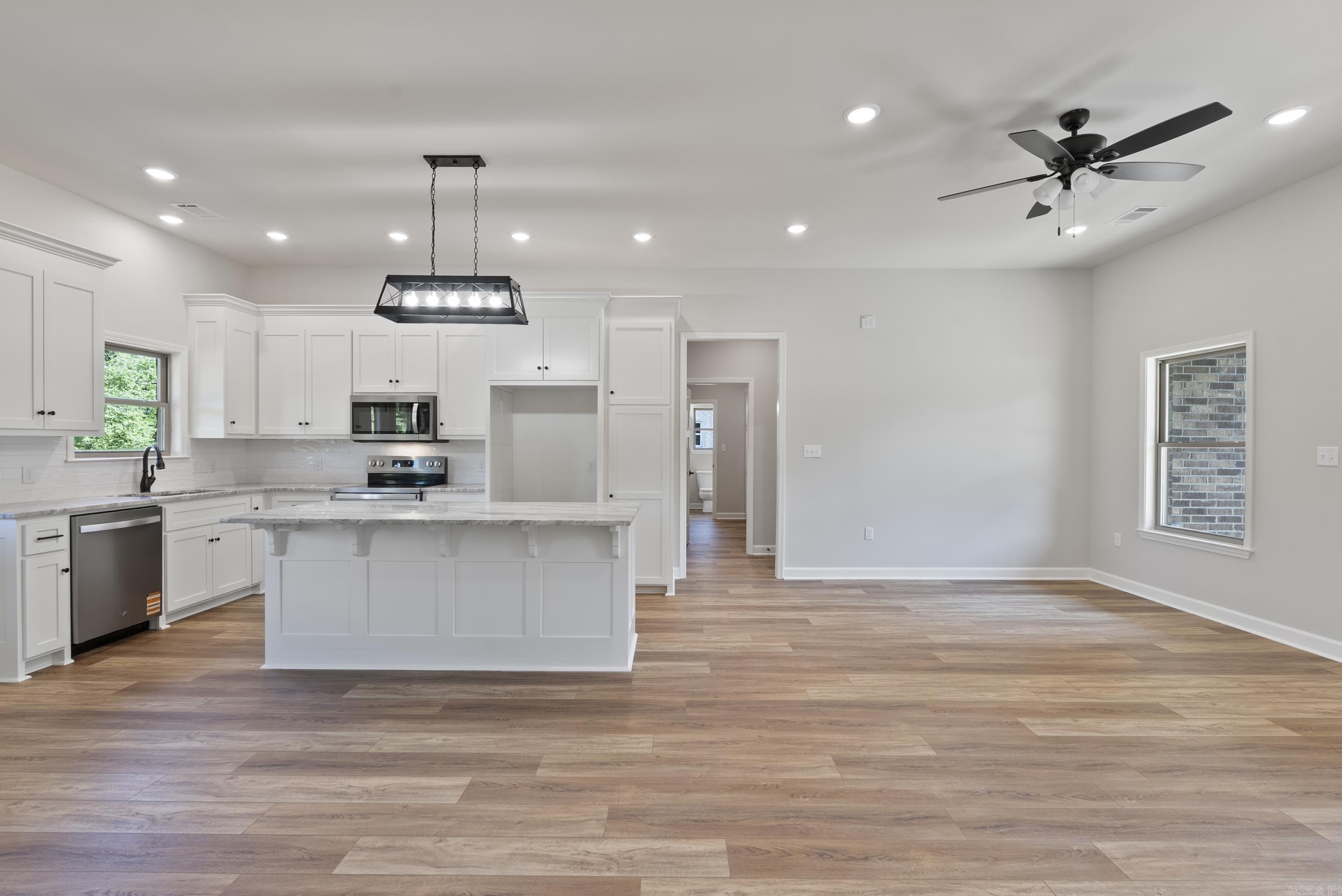 21 Mountain Grove Road  Greenbrier, AR