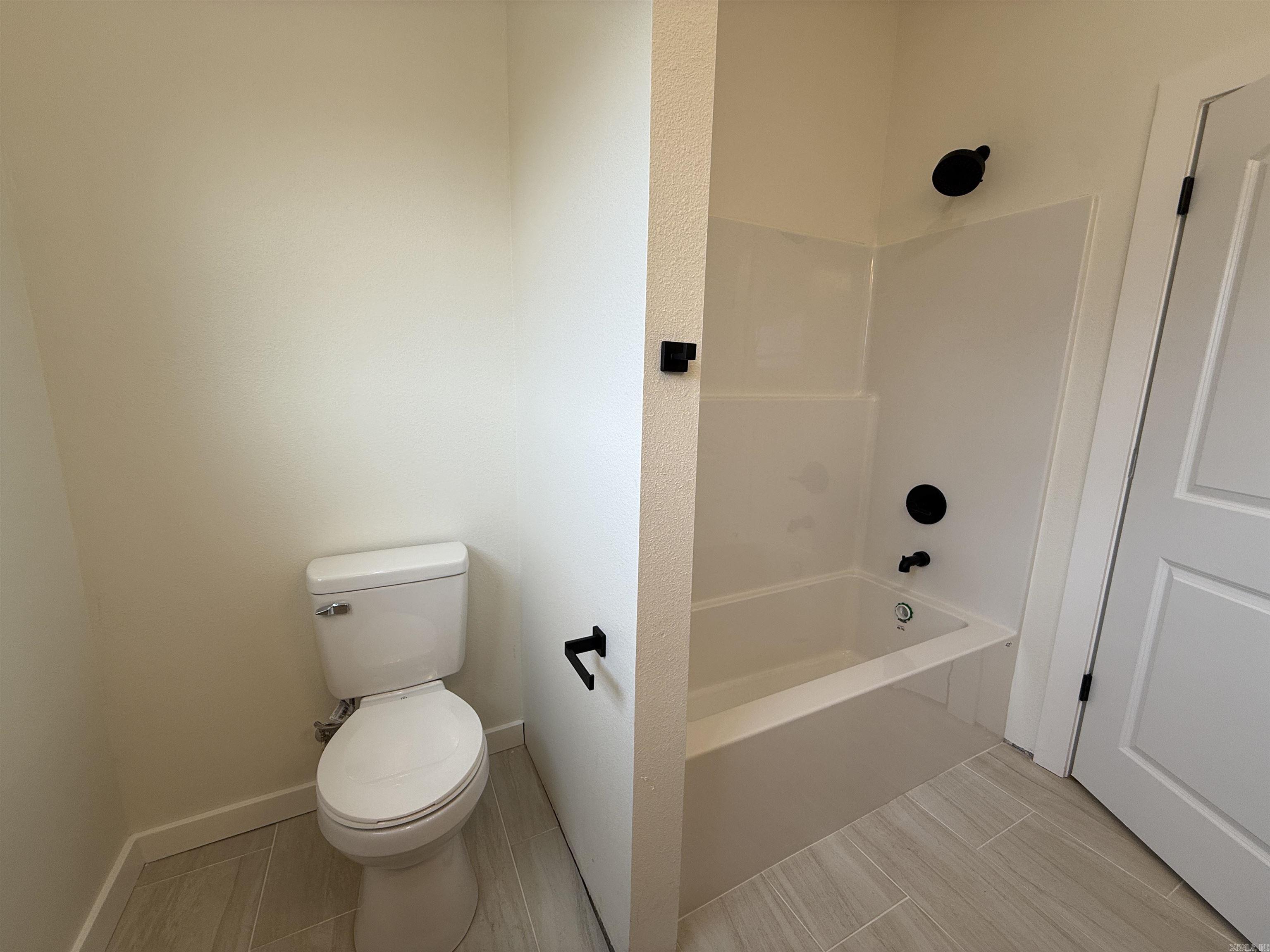 8 Cobble Hill Road Little Rock, AR 72211