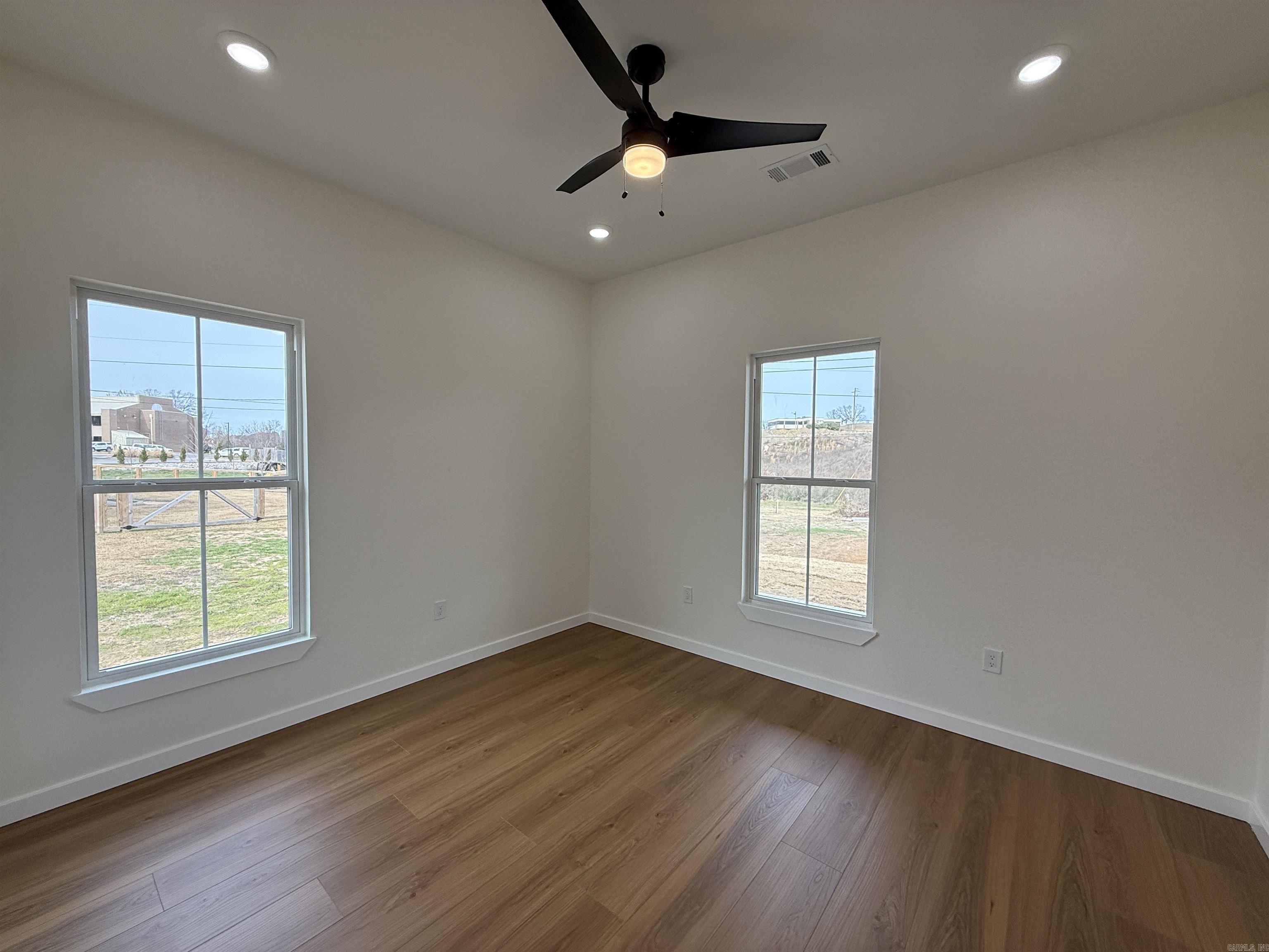 8 Cobble Hill Road Little Rock, AR 72211