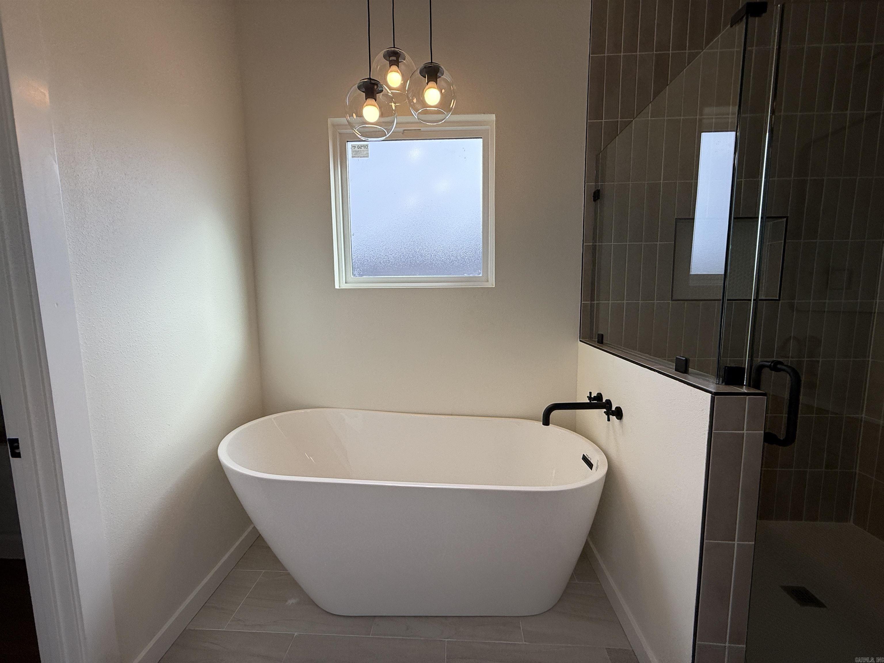 8 Cobble Hill Road Little Rock, AR 72211