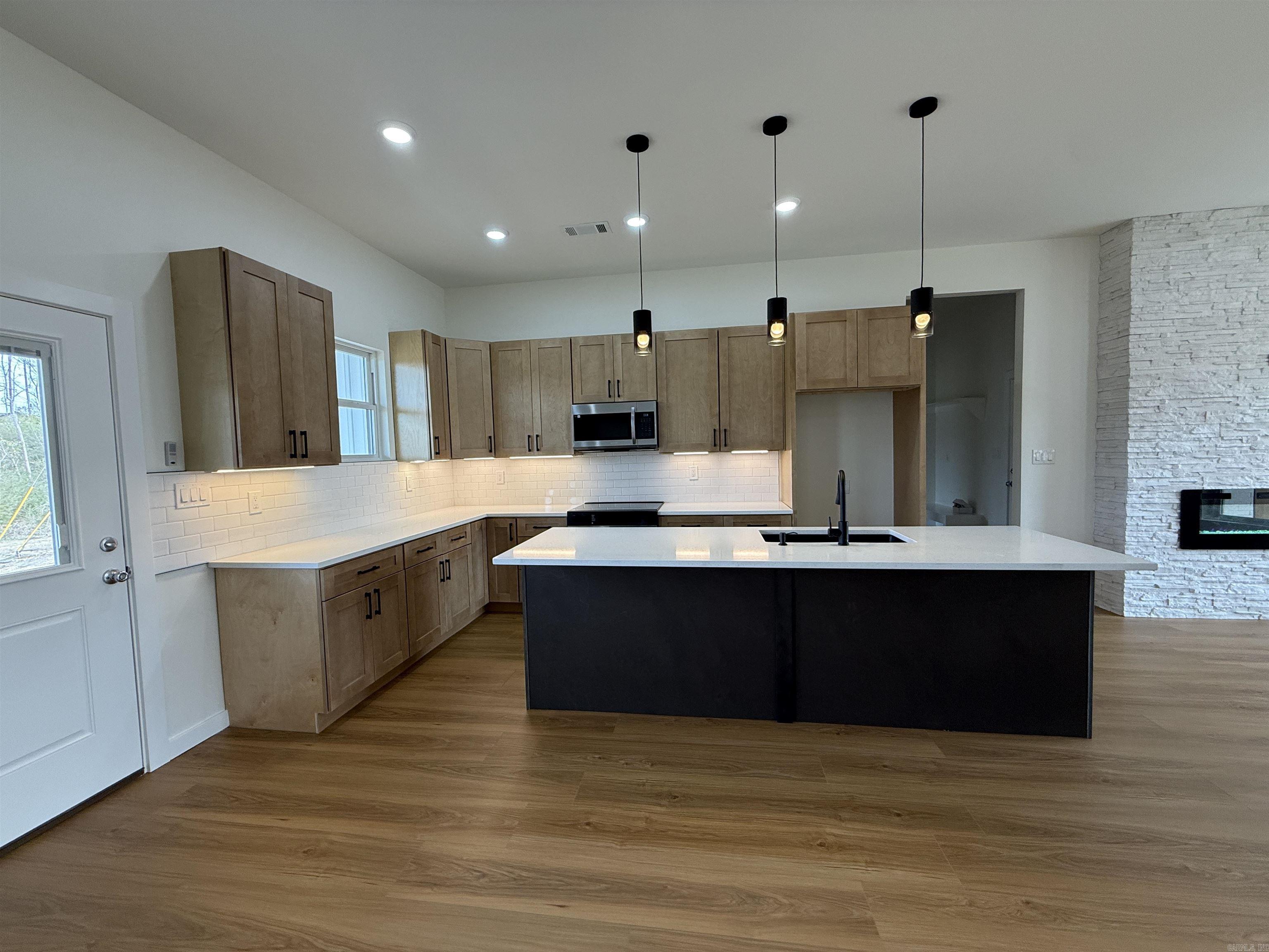 8 Cobble Hill Road Little Rock, AR 72211