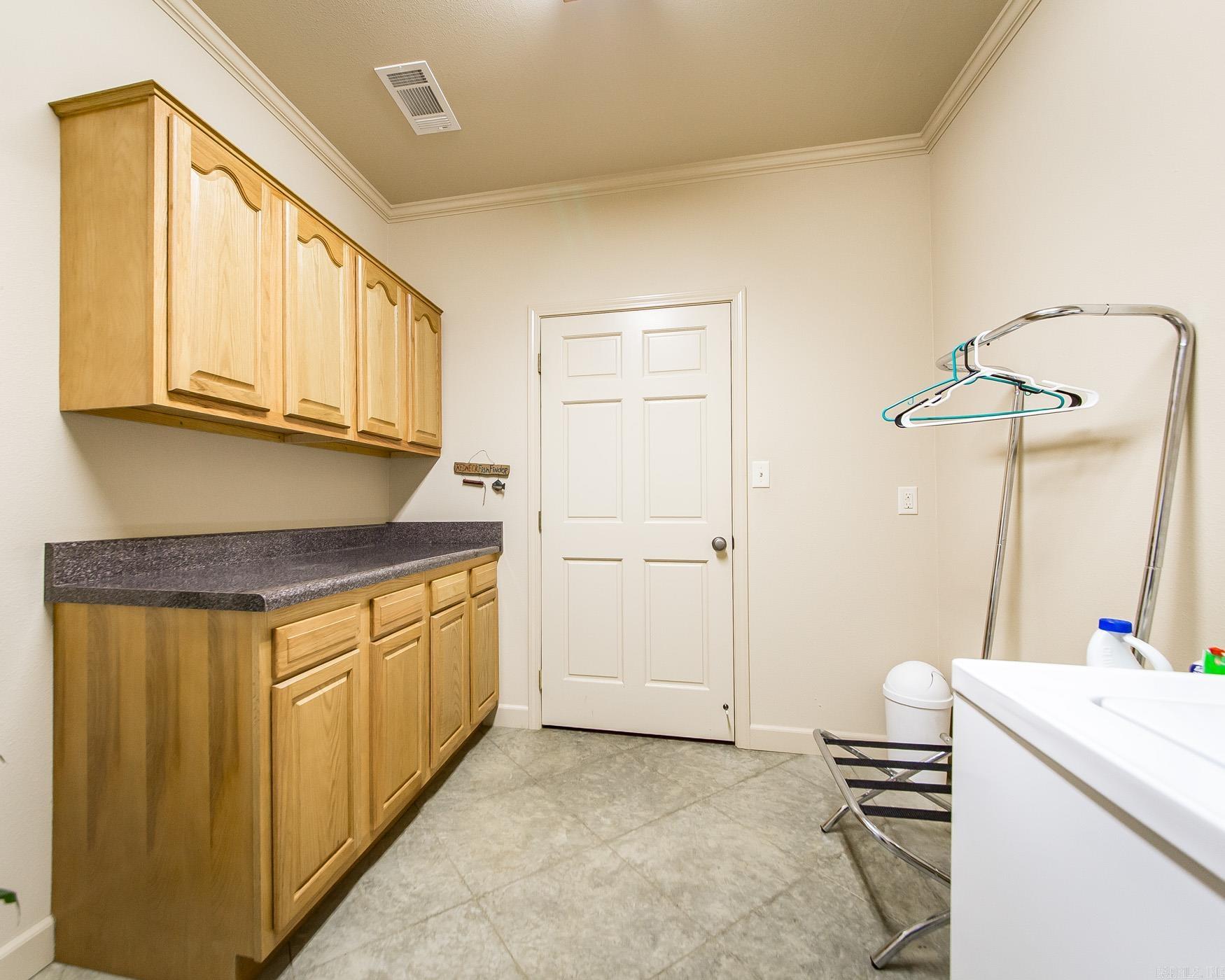 389 Tortoise Bay Rd.  Higden, AR