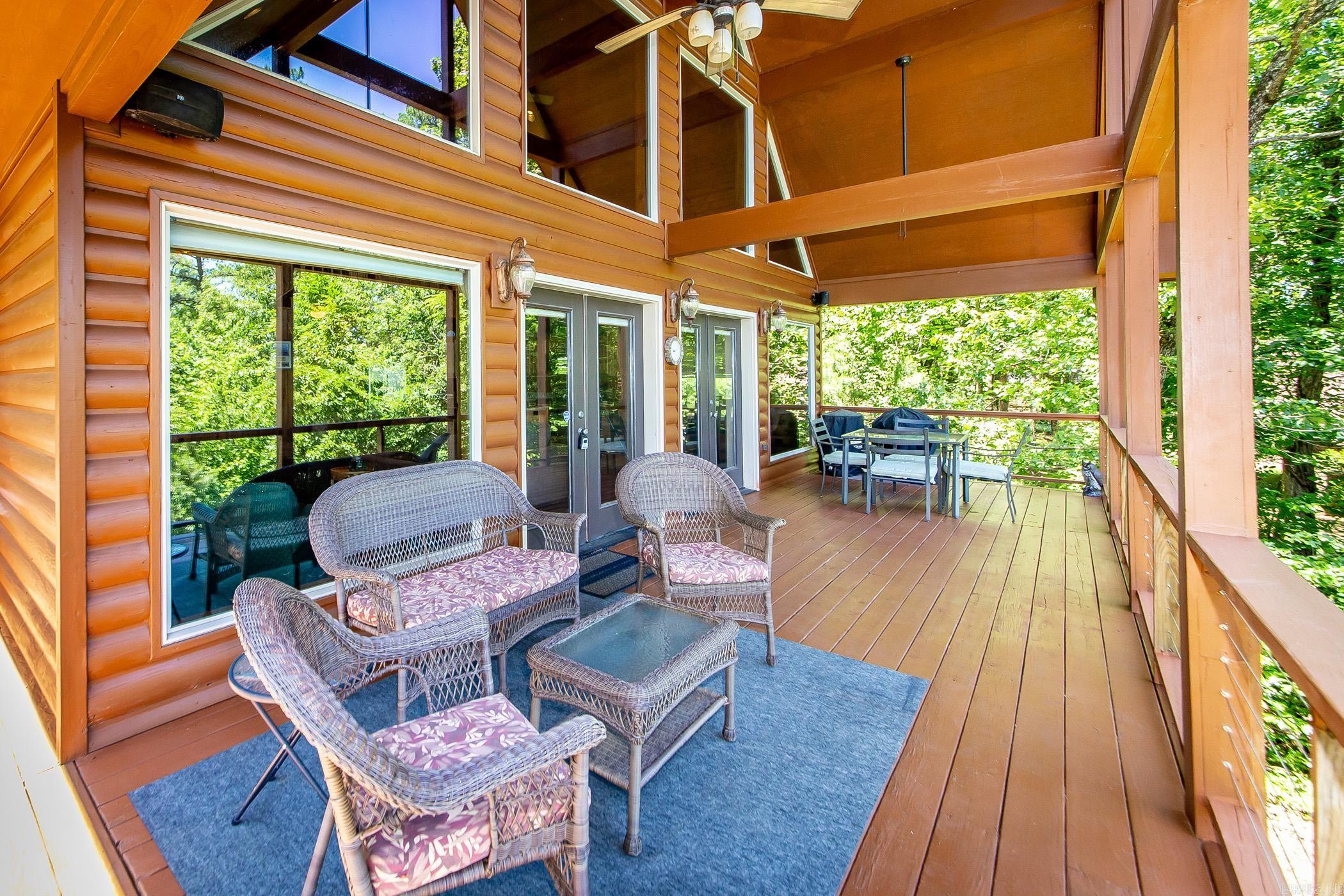 389 Tortoise Bay Rd.  Higden, AR