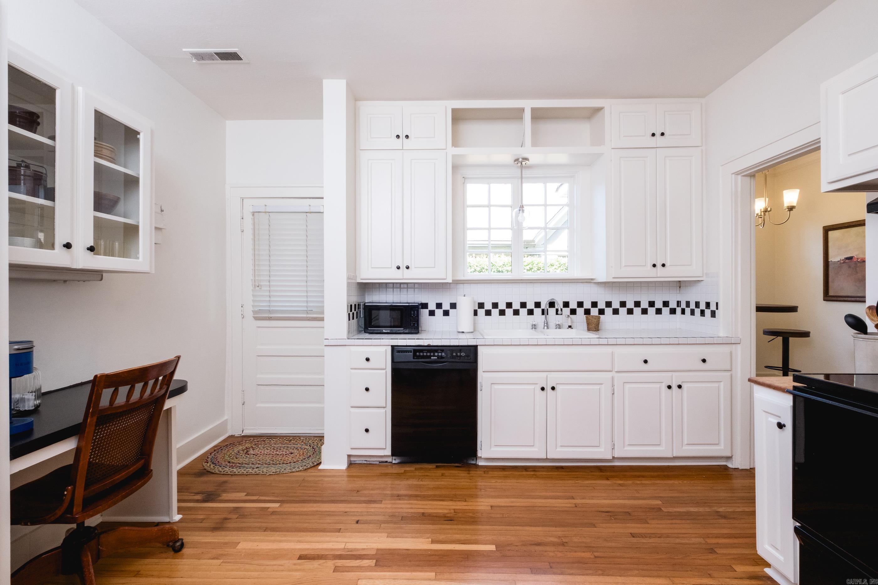 1816 N Jackson Street  Little Rock, AR