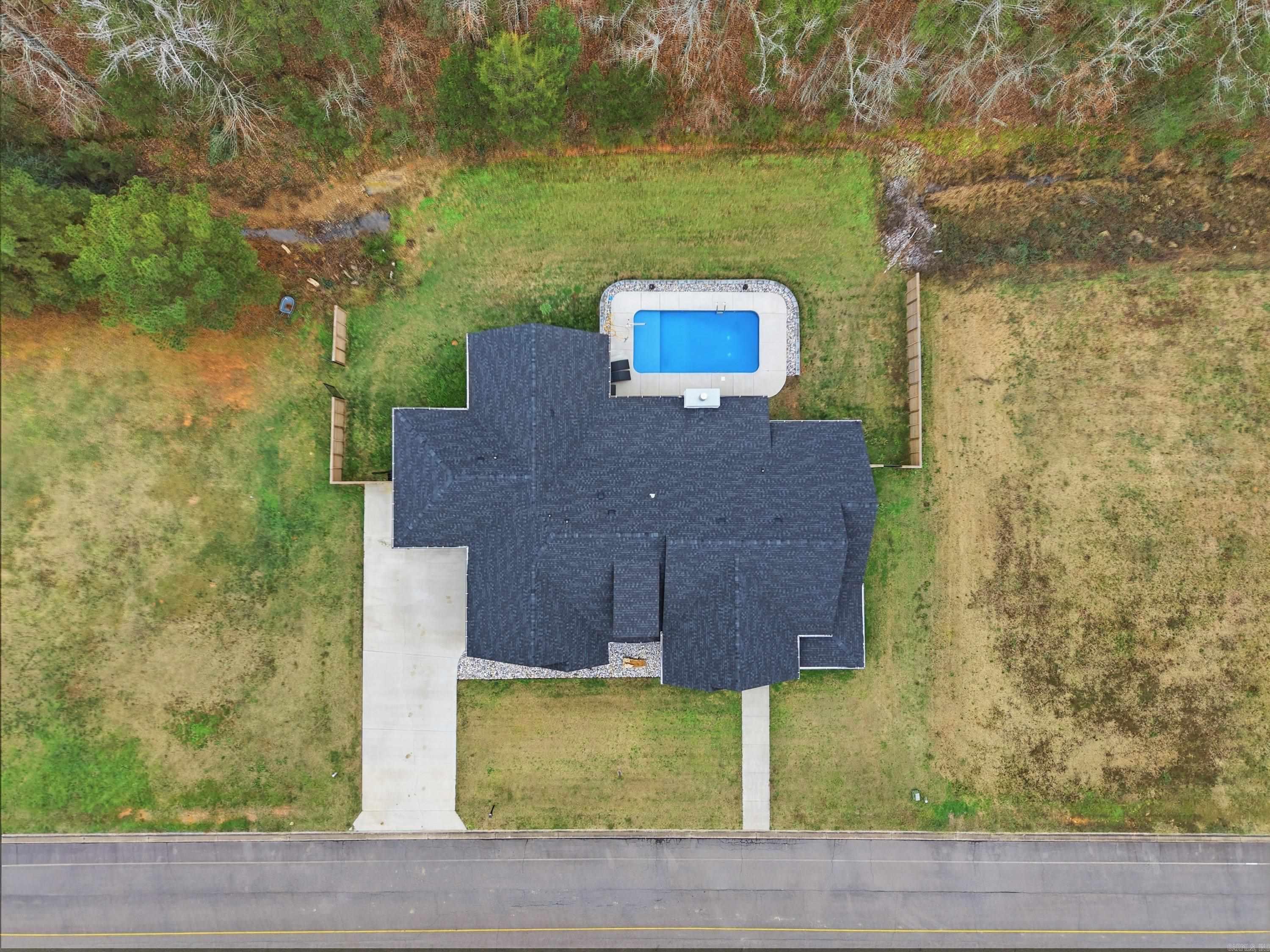 1708 E Holloway St  Morrilton, AR