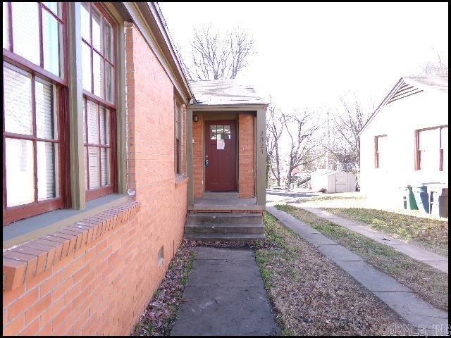 2324 S Louisiana  Little Rock, AR