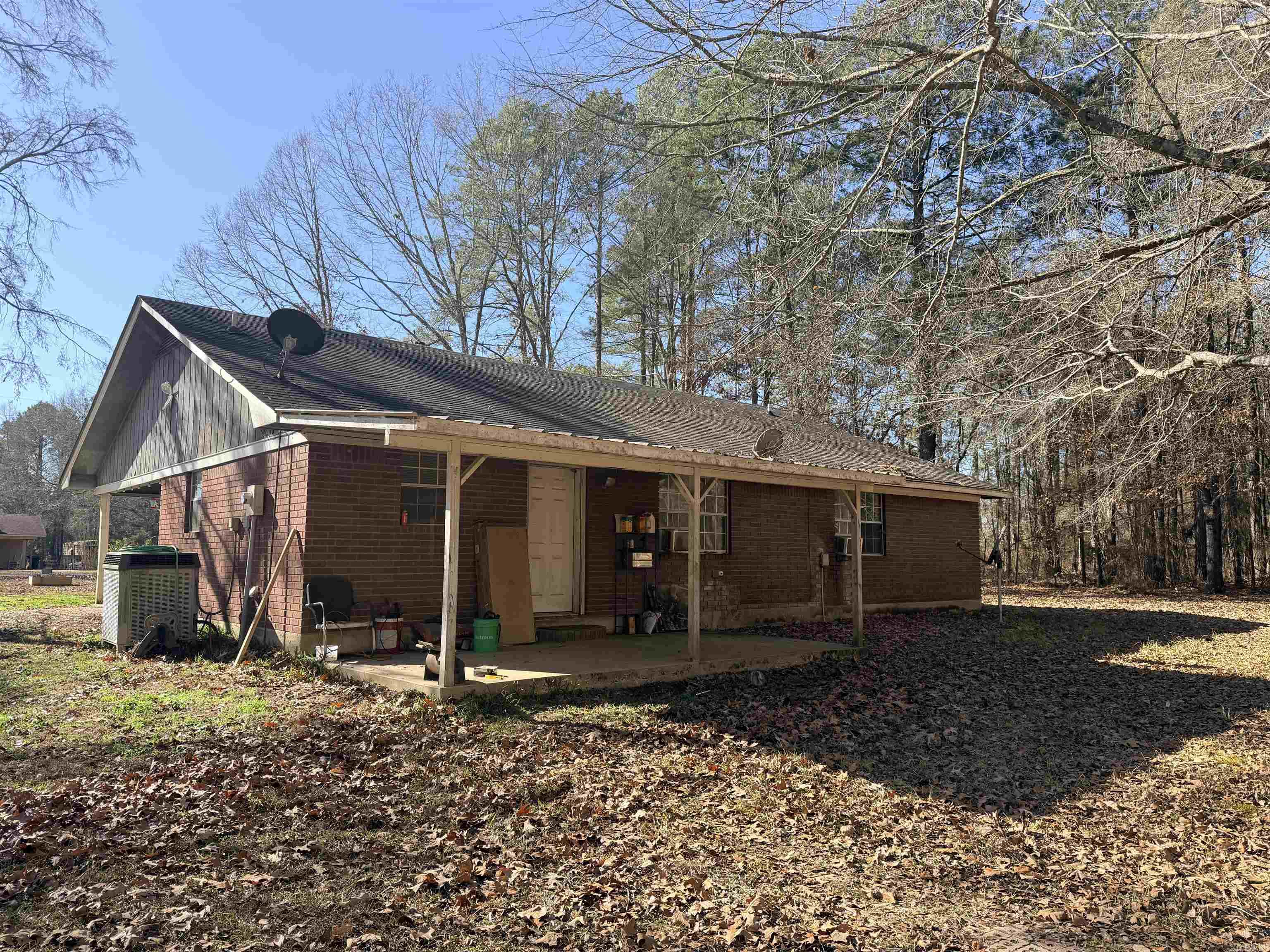 136 Wilmar Rd Crossett, AR 71635