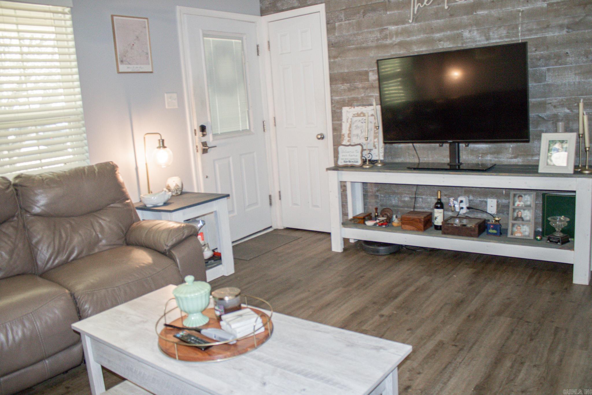 616 S Elm  Beebe, AR