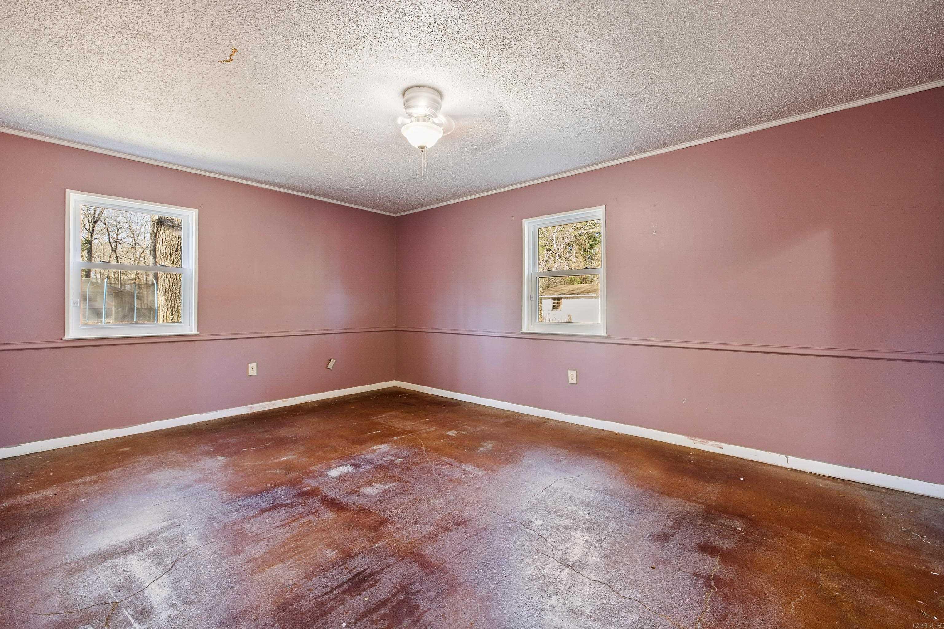 8422 Robinwood Dr  Mabelvale, AR