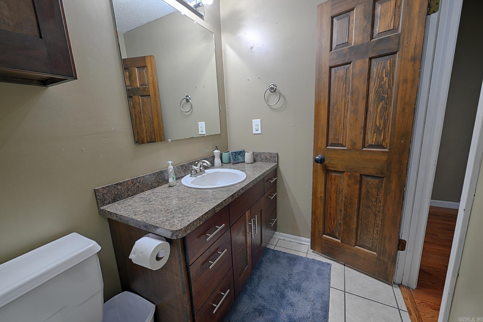 1 Ivy  Arkadelphia, AR