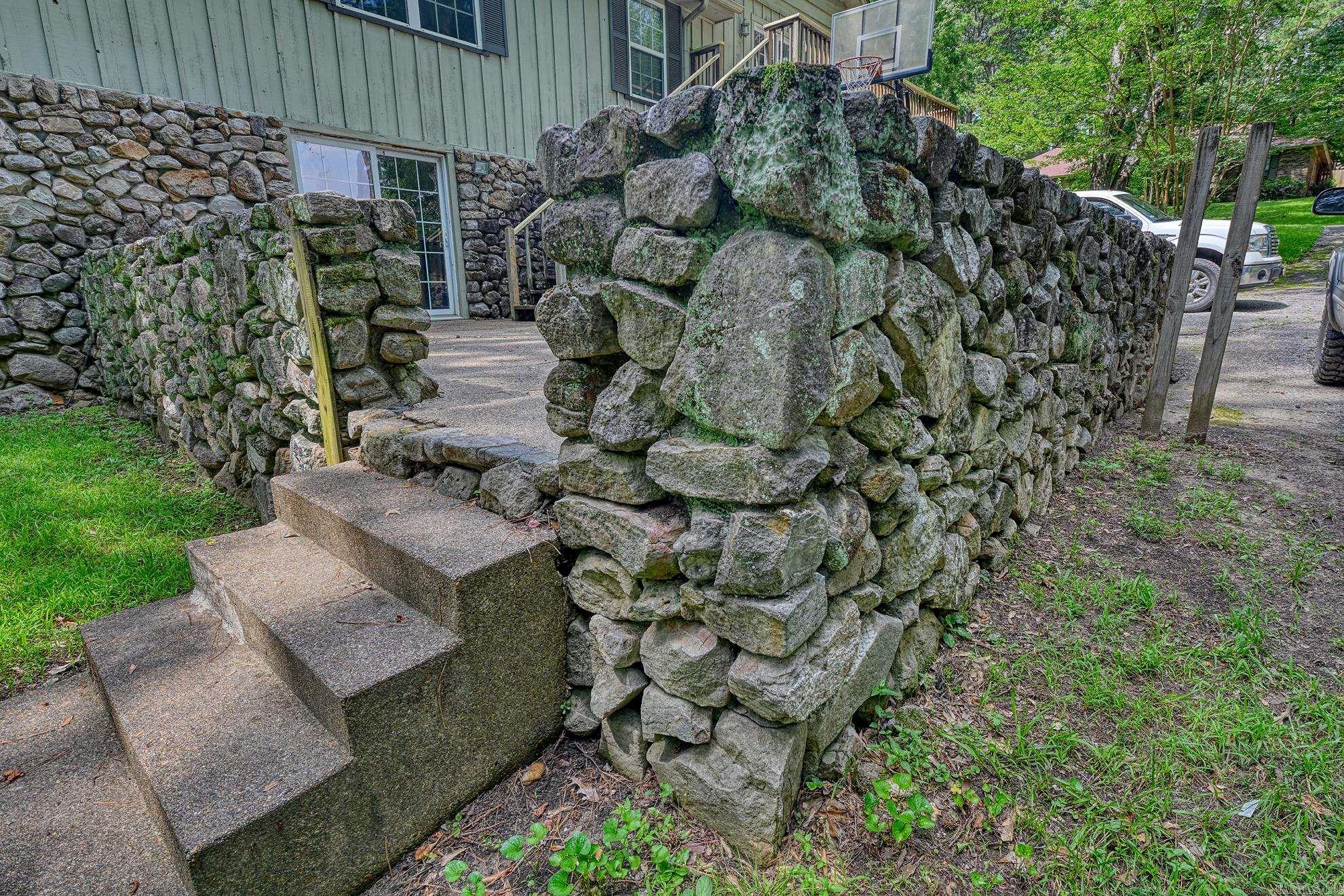 1 Ivy  Arkadelphia, AR