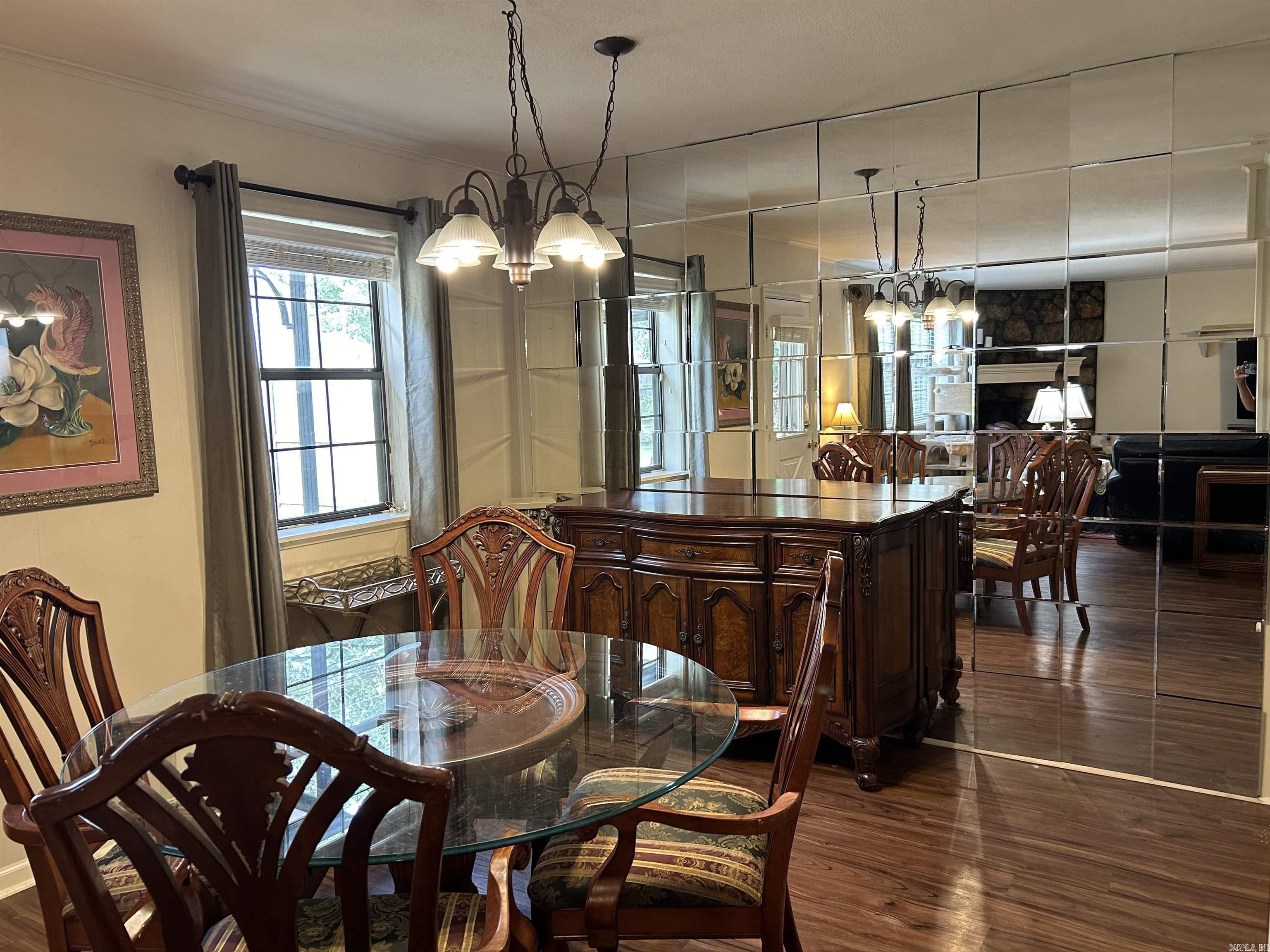 12714 Pleasant Forest Dr  Little Rock, AR