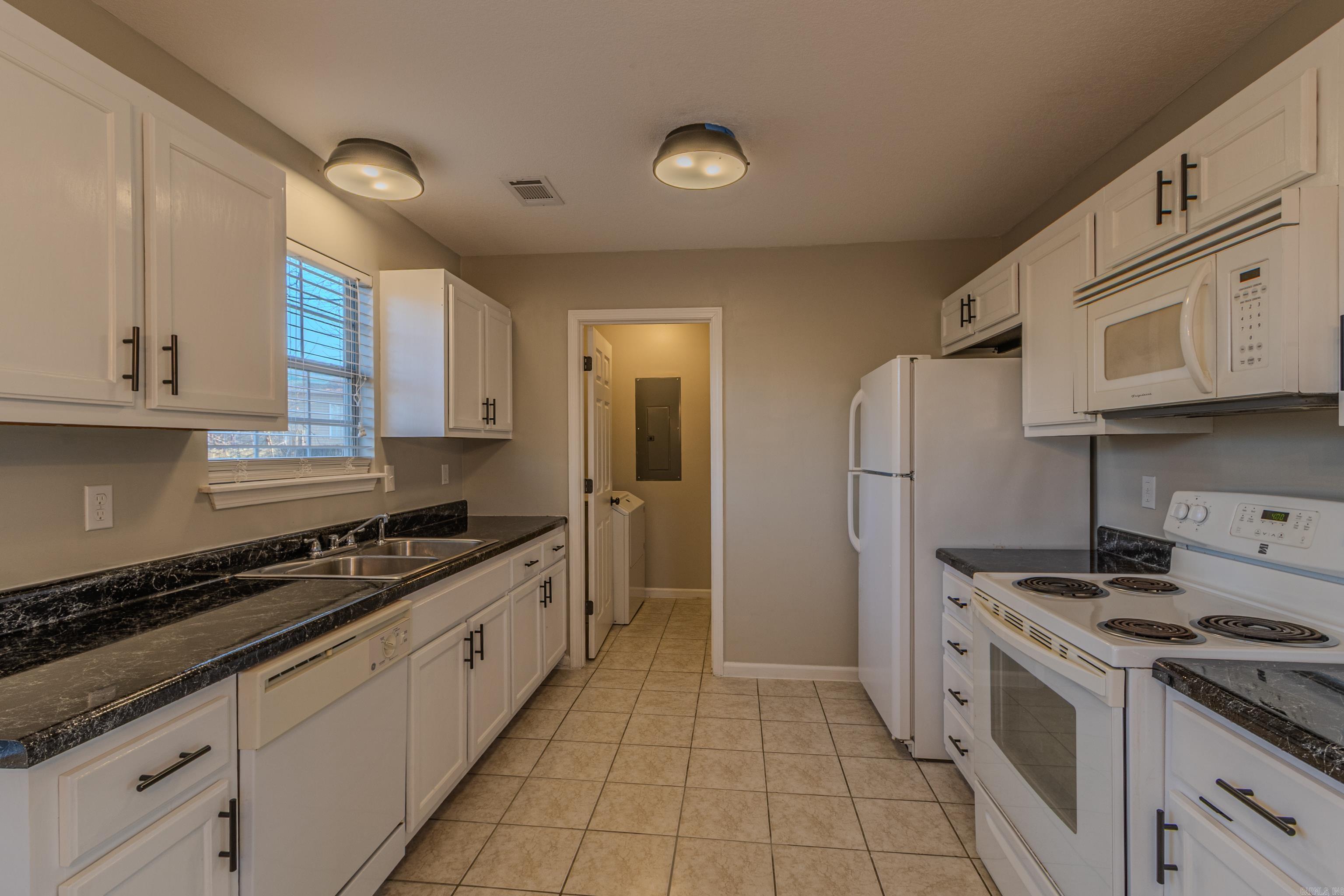 326 W School  Brookland, AR