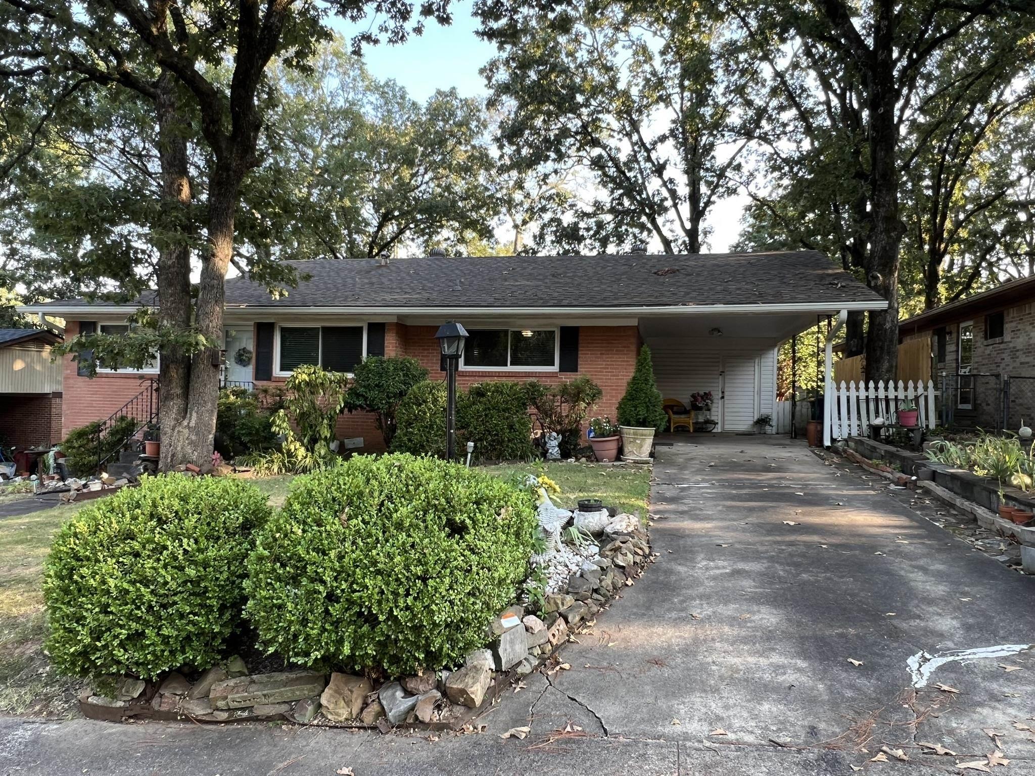 208 W K  North Little Rock, AR