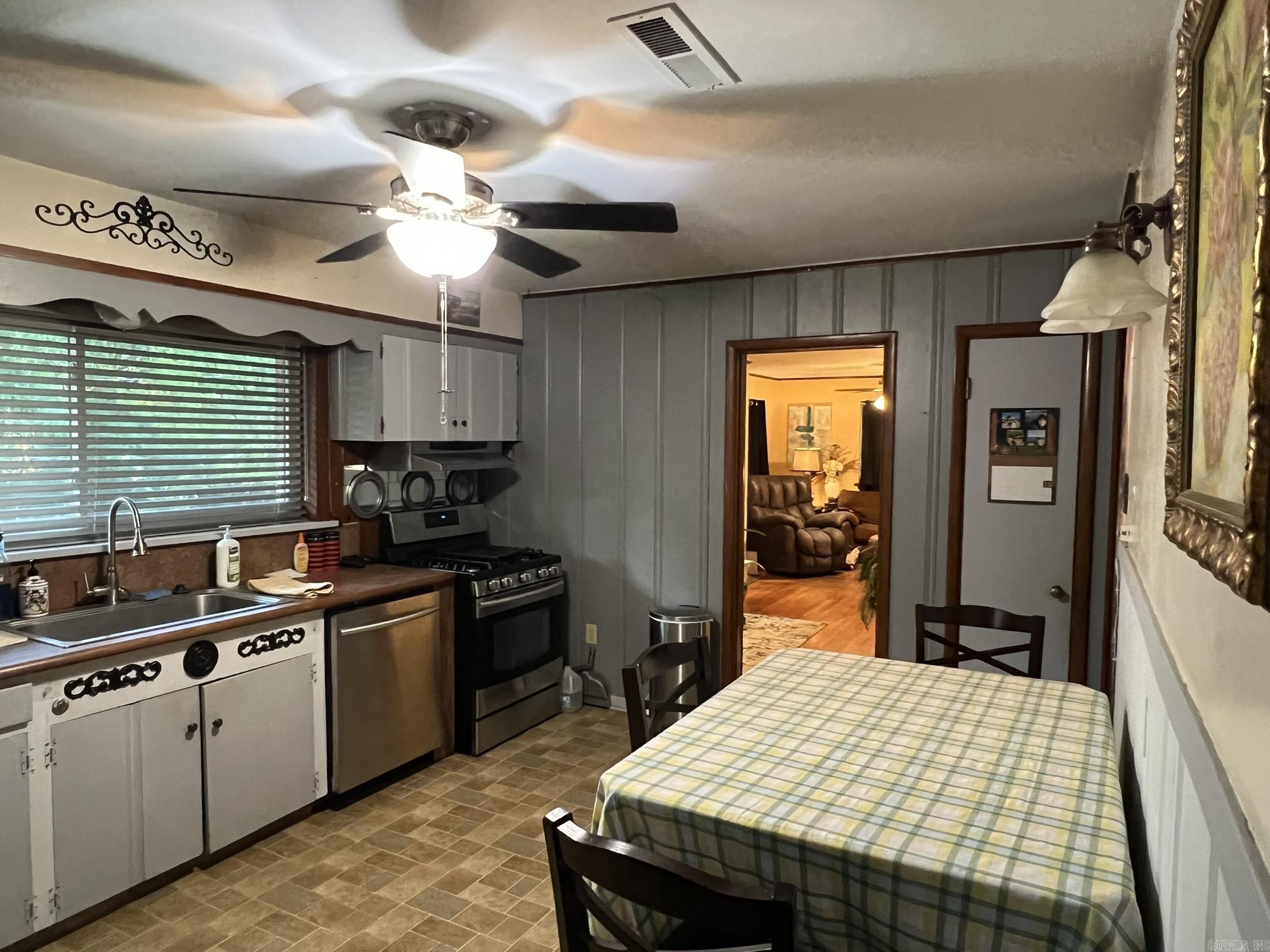 208 W K  North Little Rock, AR