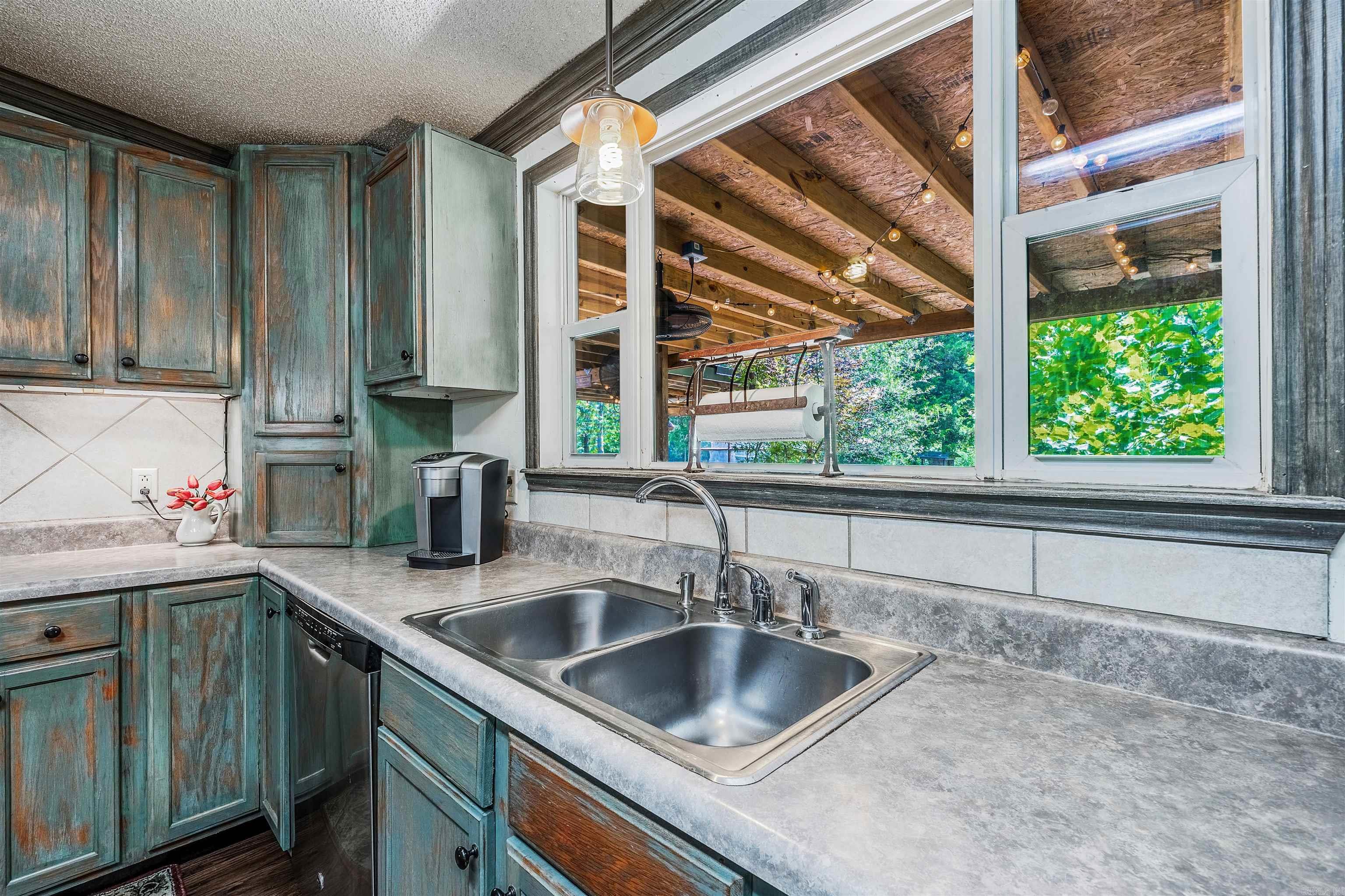 1 Wesley Trail Sherwood, AR 72120