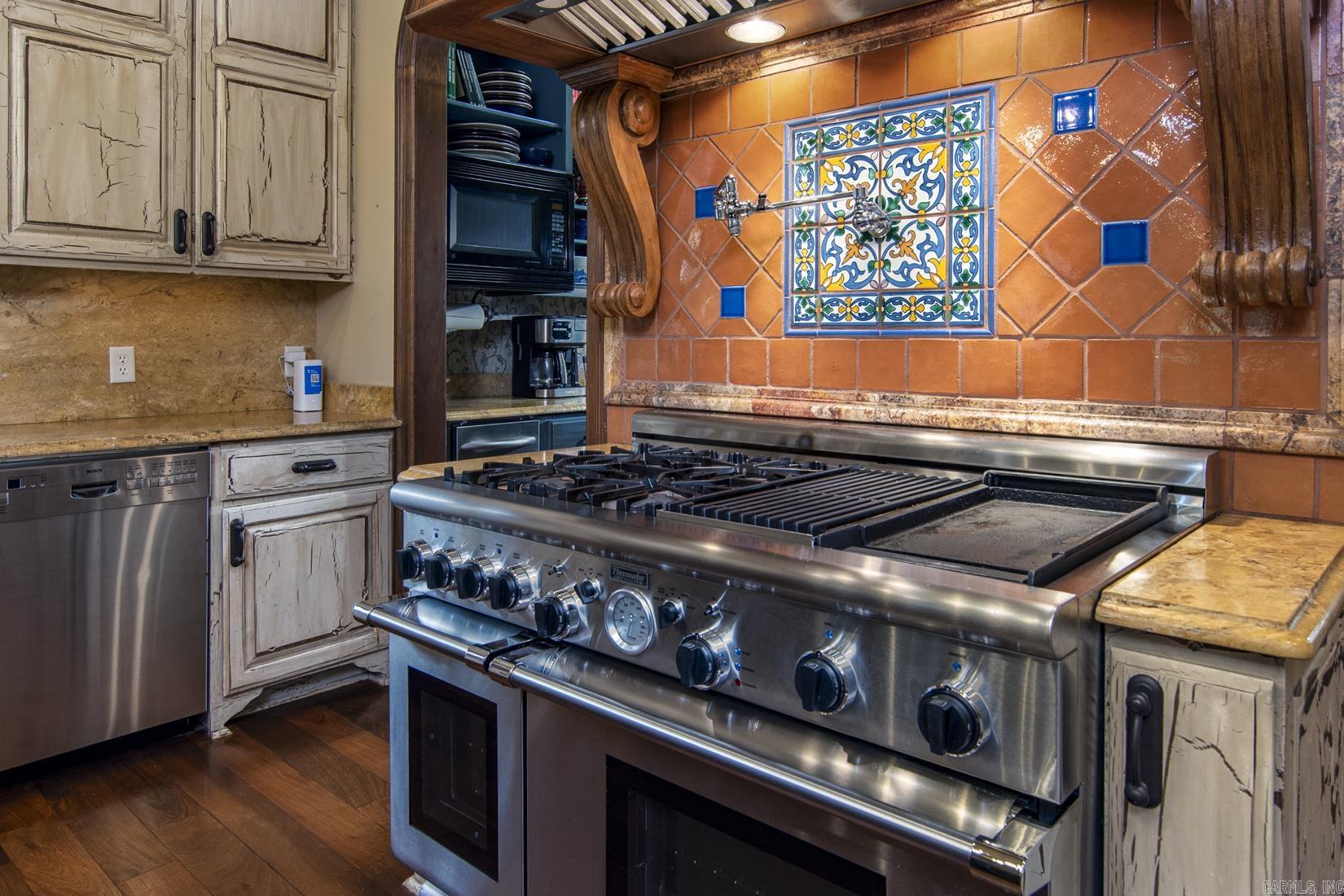 15 Spring Valley  Little Rock, AR