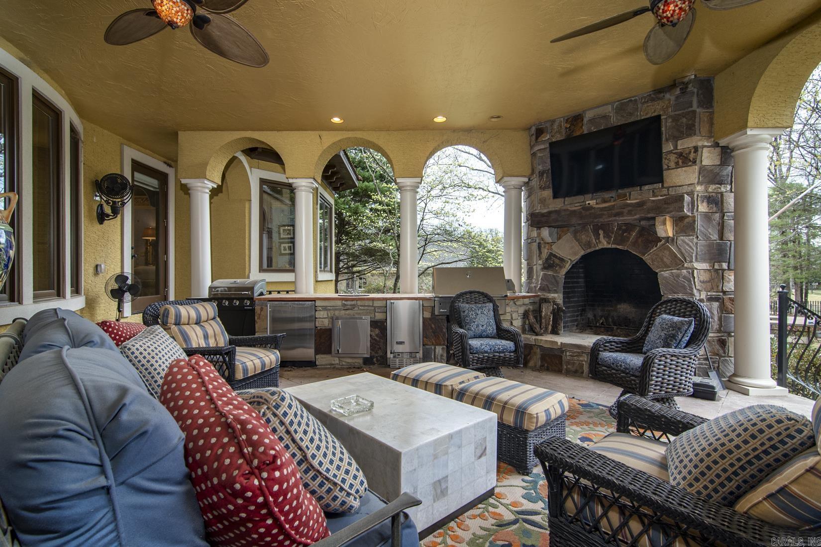 15 Spring Valley  Little Rock, AR