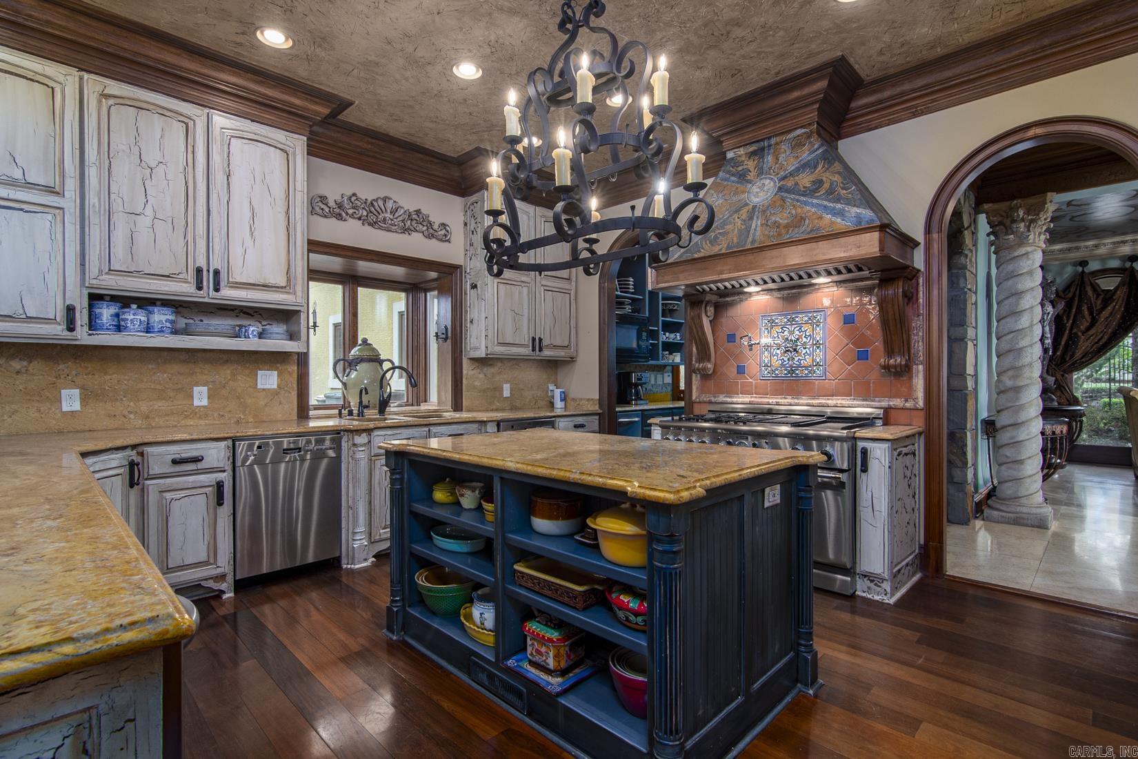 15 Spring Valley  Little Rock, AR