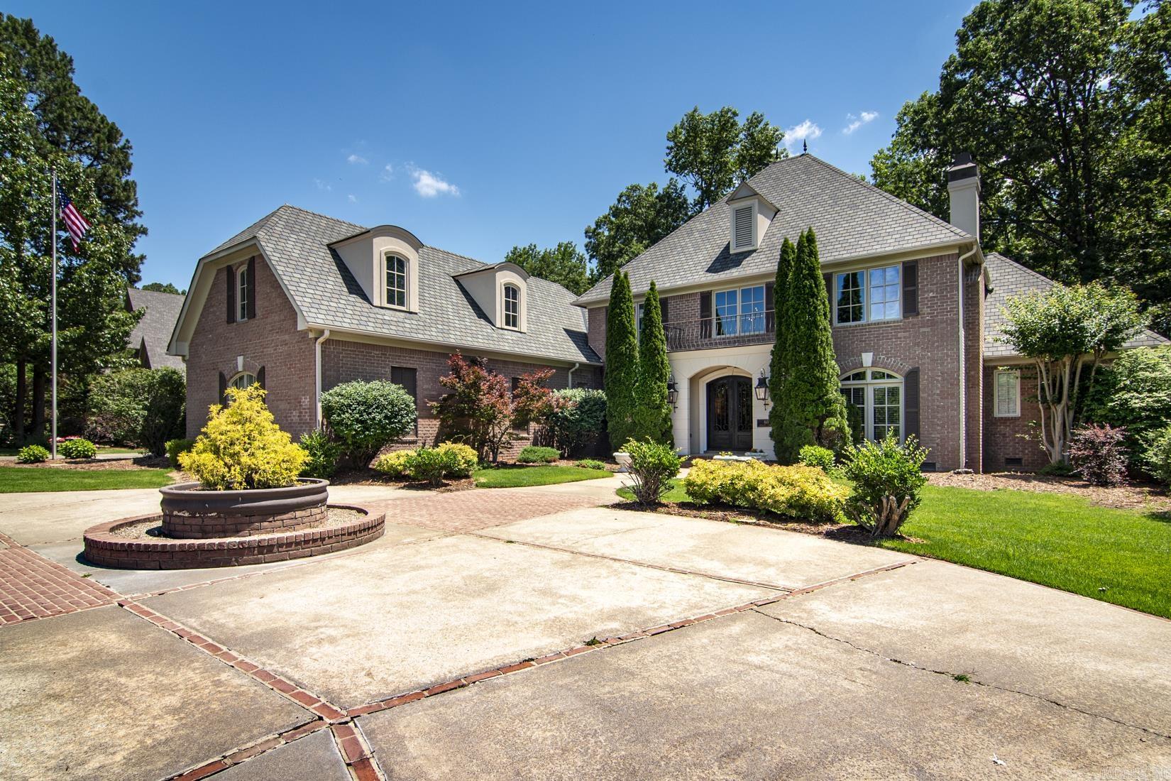 60 Sologne Cir  Little Rock, AR