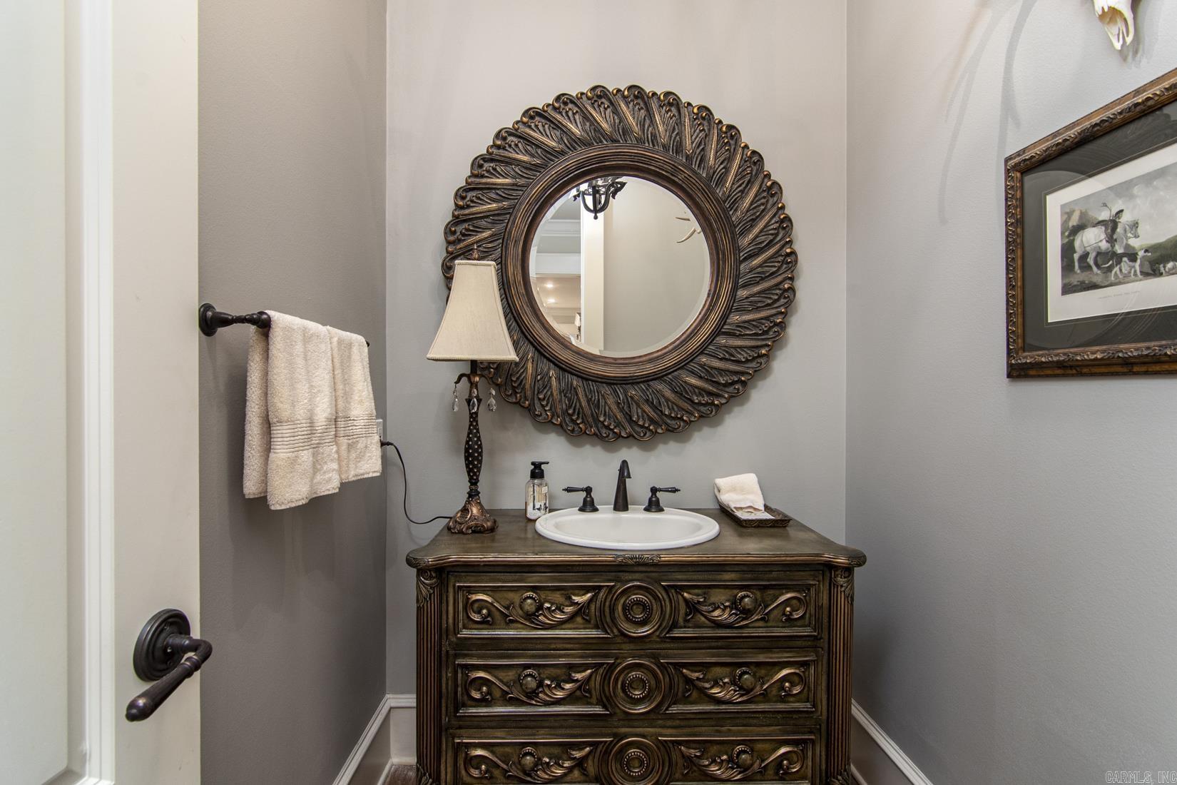 60 Sologne Cir  Little Rock, AR