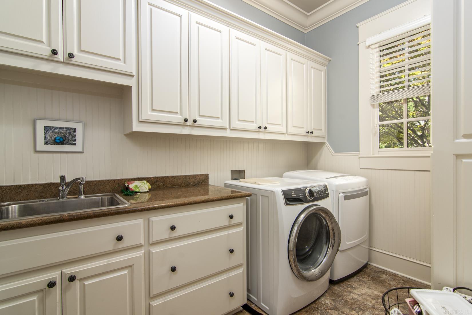 60 Sologne Cir  Little Rock, AR