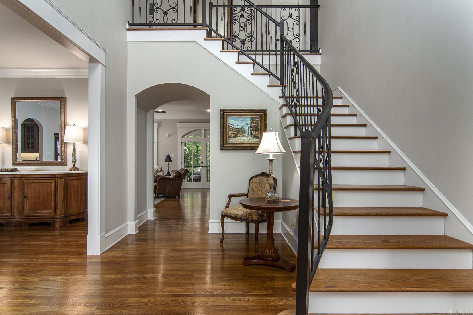 60 Sologne Cir  Little Rock, AR