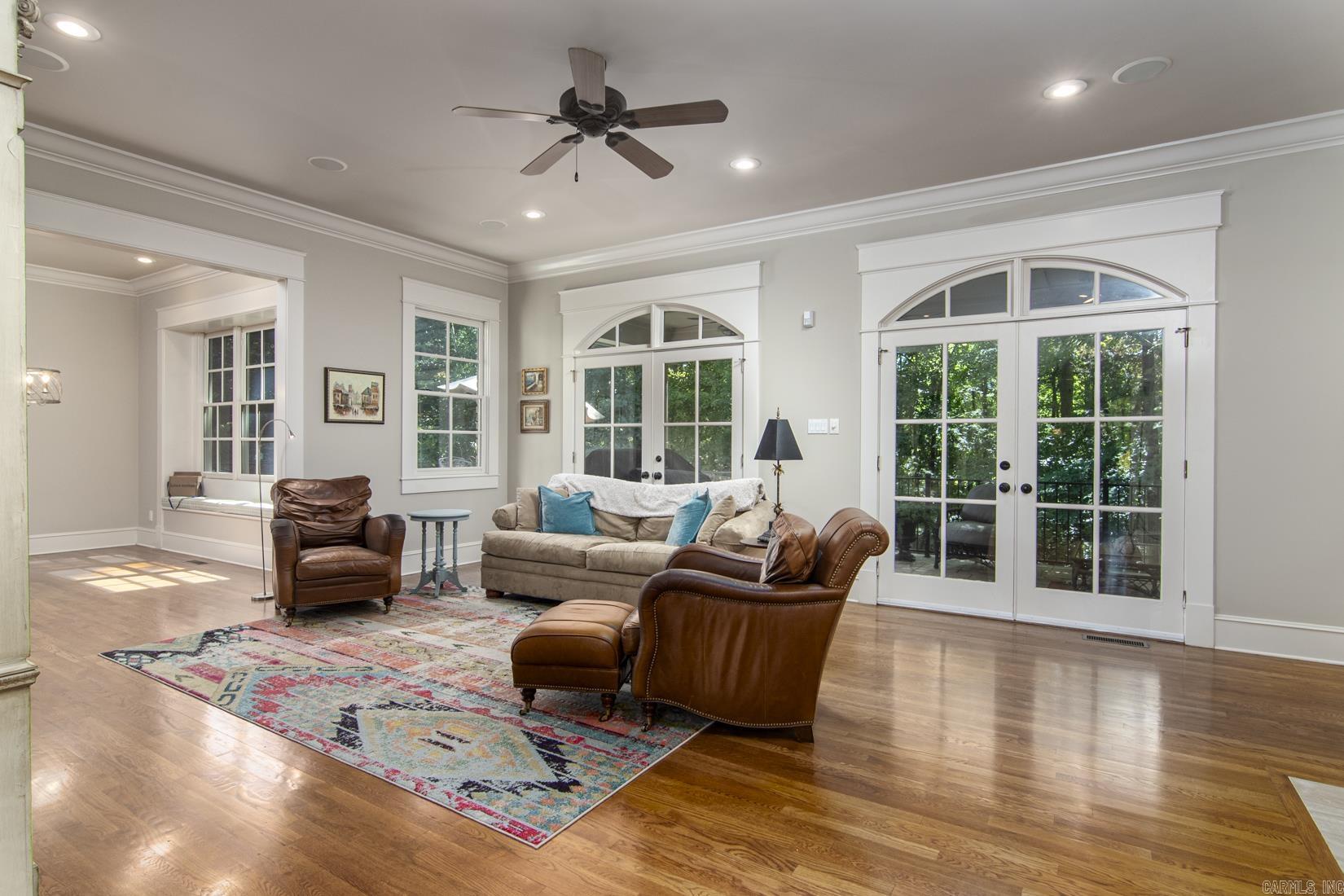 60 Sologne Cir  Little Rock, AR