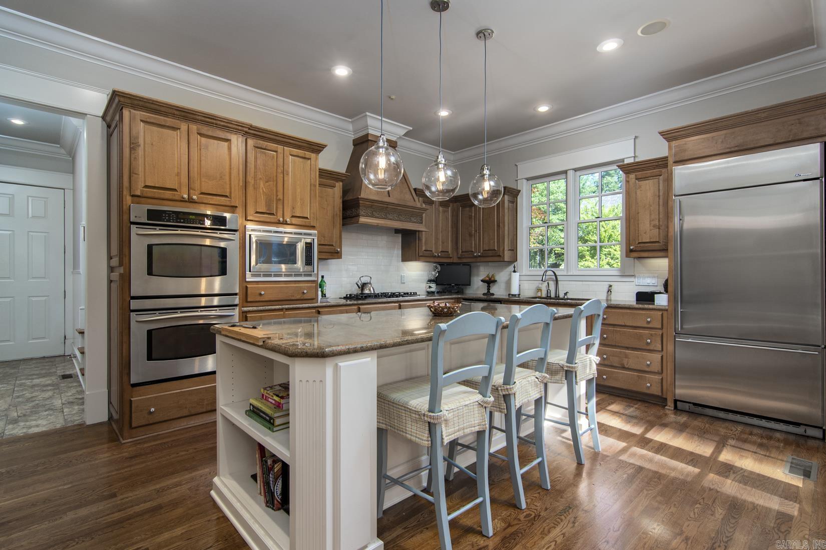 60 Sologne Cir  Little Rock, AR